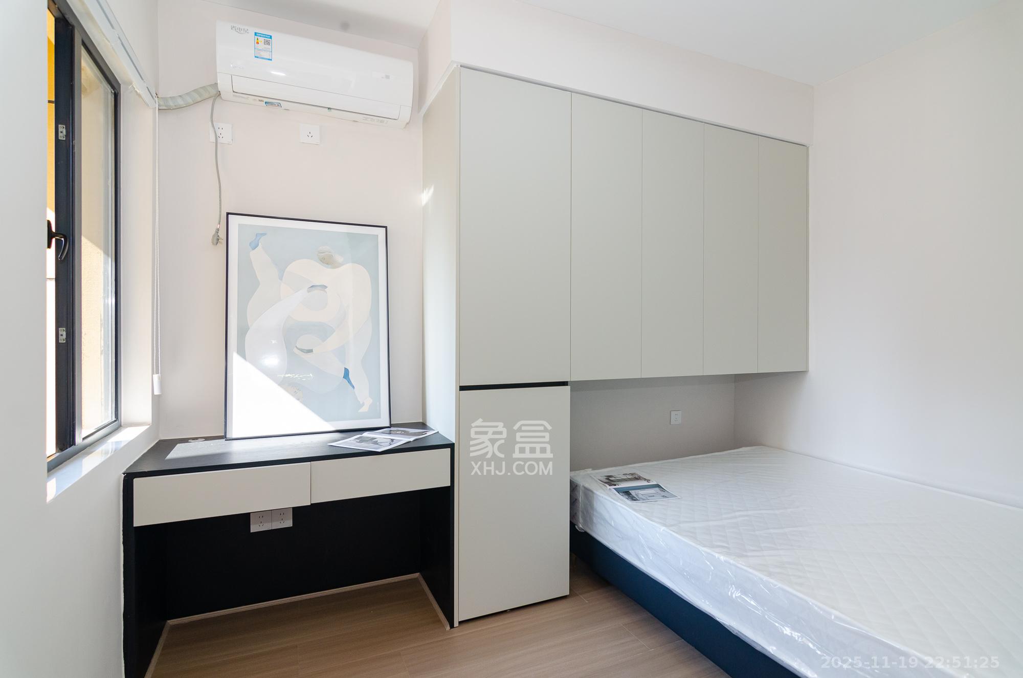 澳海谷山府 3室2厅2卫 73.8万 澳海谷山府 3室2厅2卫 73.8万卧室