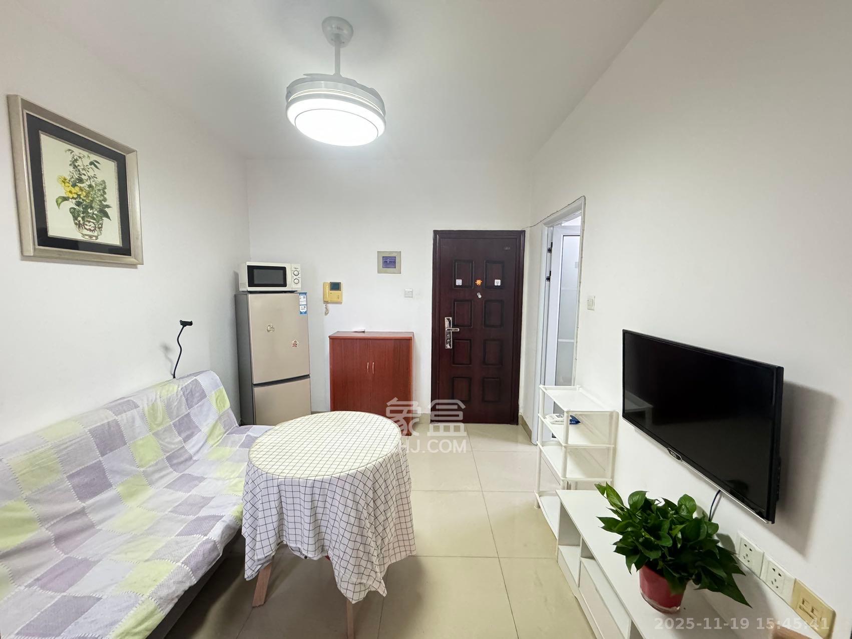 中江国际花城 1室1厅1卫 1600.0元/月 中江国际花城 1室1厅1卫 1600.0元/月室内图