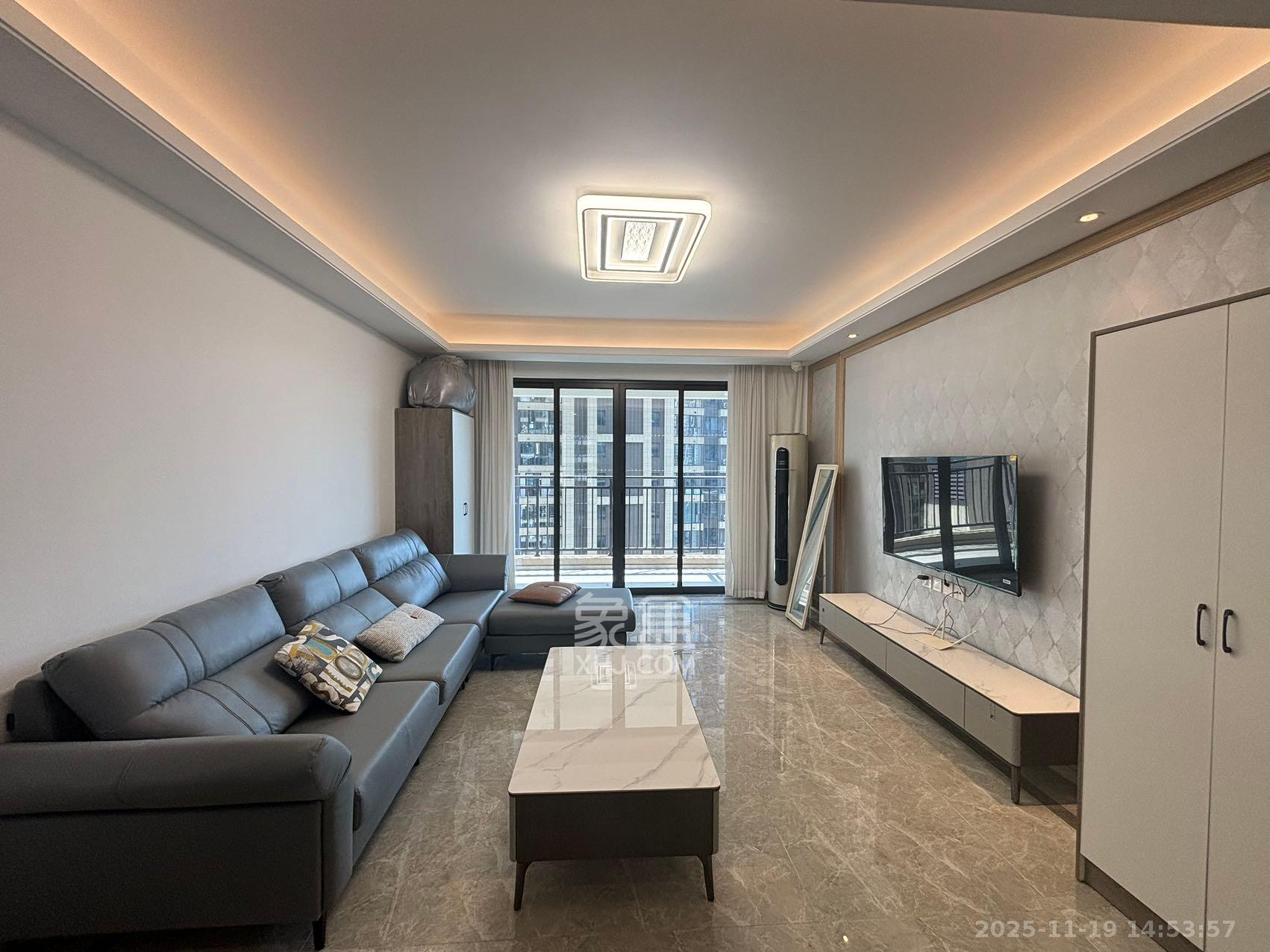 梅溪湖玺悦(新城金茂梦想玺悦) 4室2厅2卫 3000.0元/月 梅溪湖玺悦(新城金茂梦想玺悦) 4室2厅2卫 3000.0元/月室内图