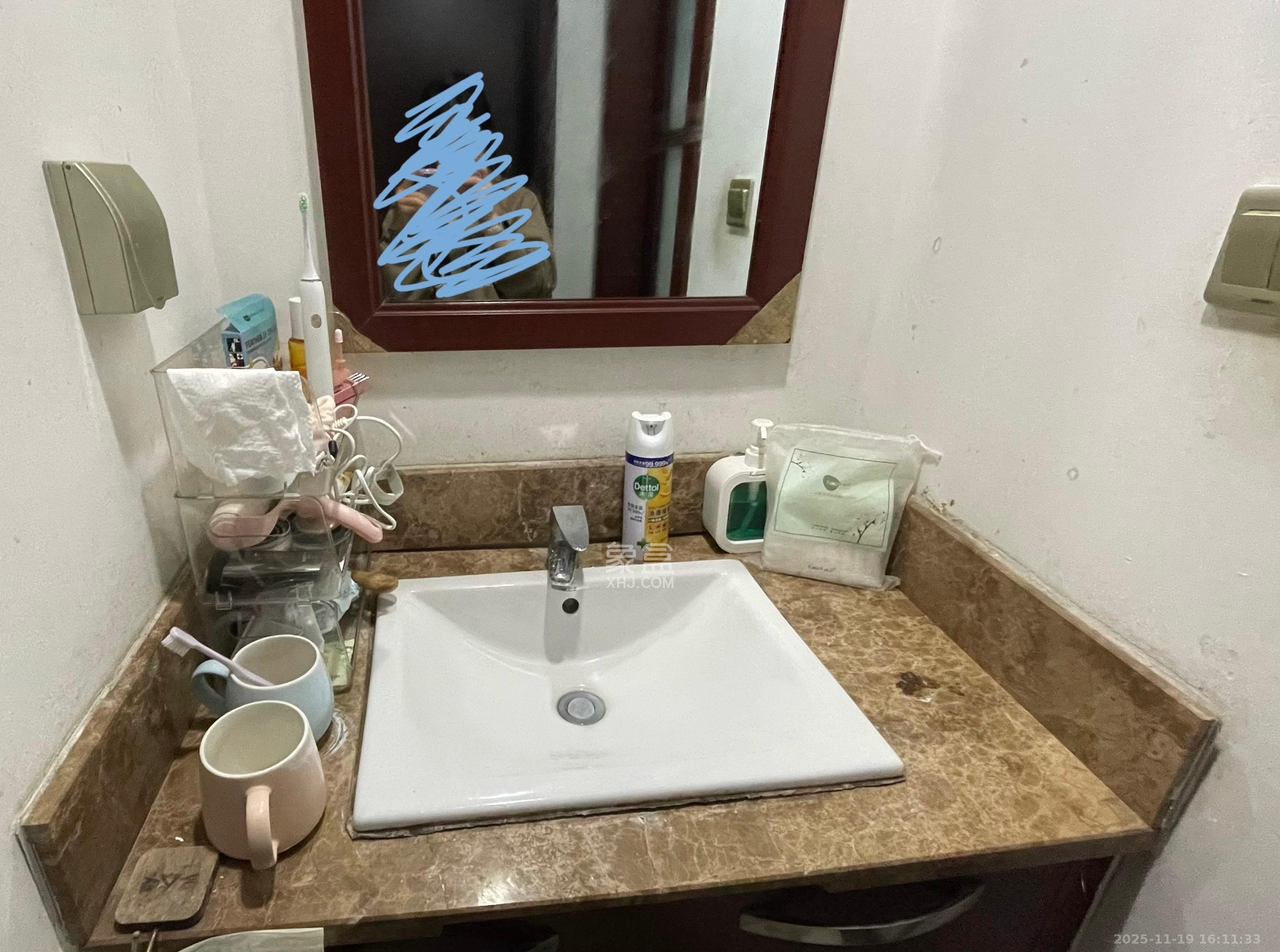 好莱城（弘德西街）  2室2厅1卫    1900.0元/月室内图