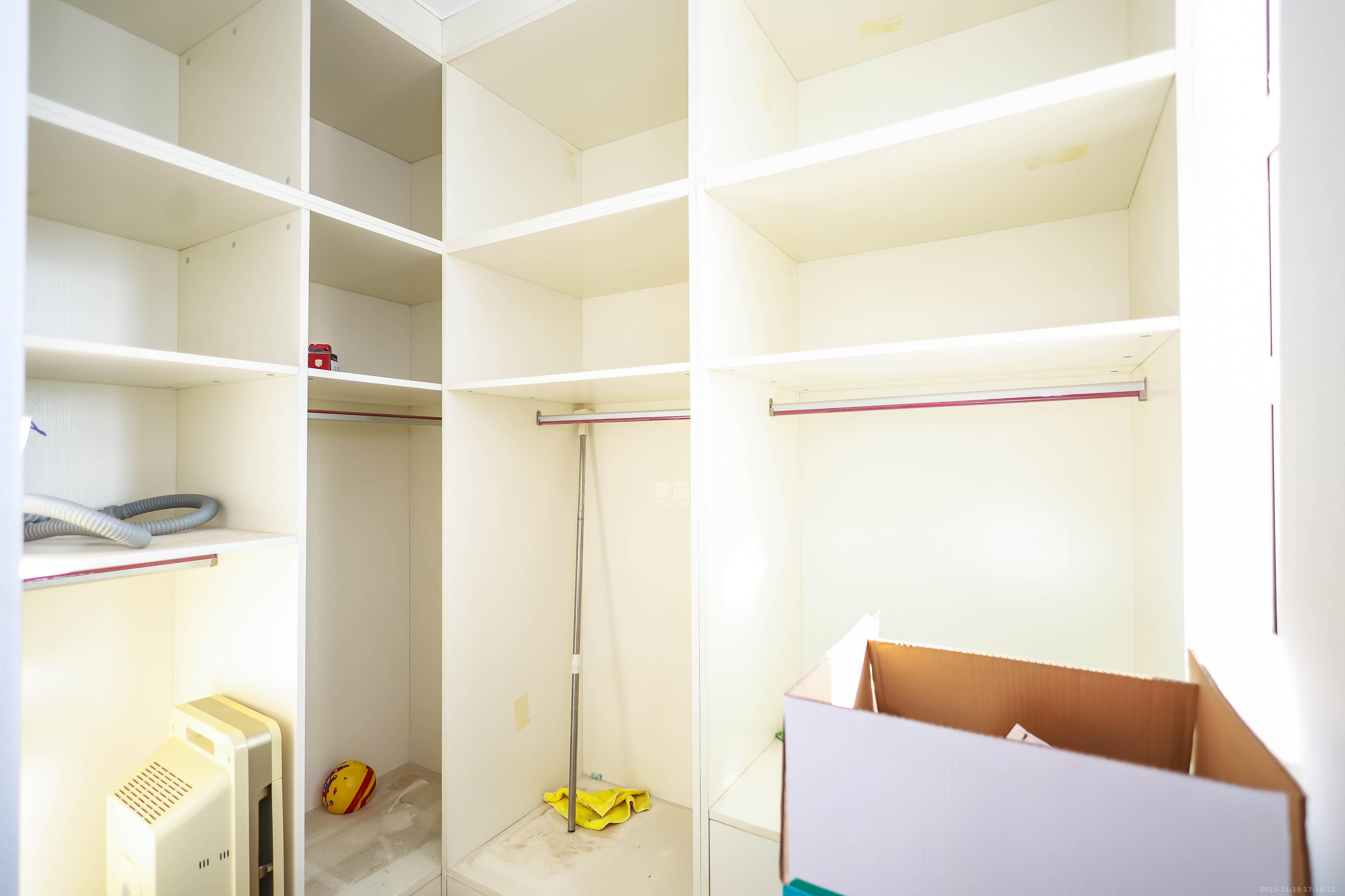 天麓尚层  3室2厅2卫    85.0万其他