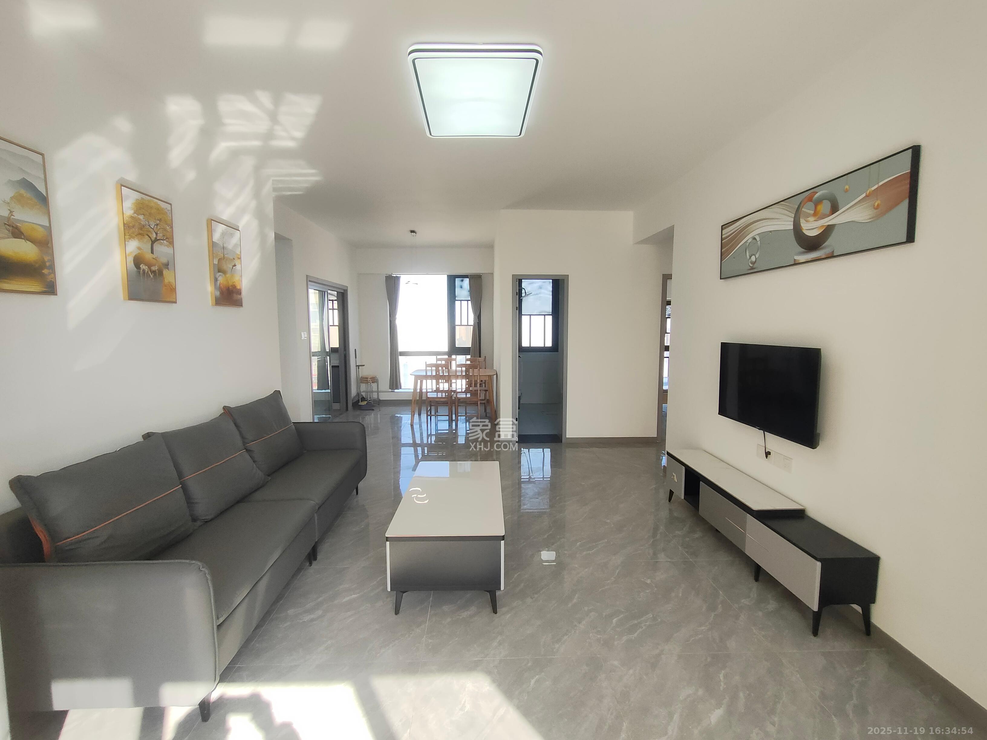 园康星都荟  3室2厅1卫    2500.0元/月室内图