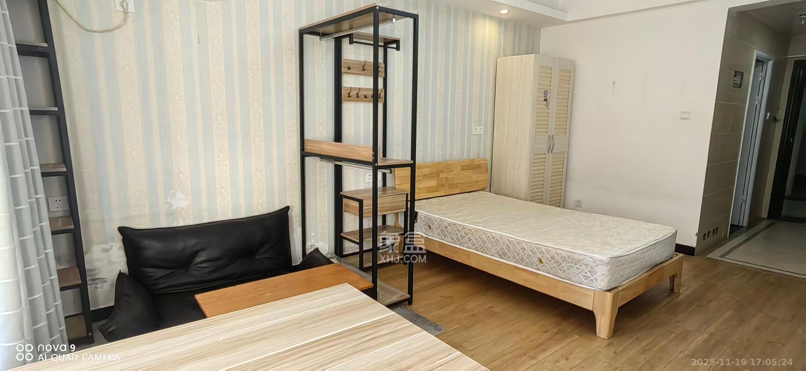 钰龙天下二期（钰龙佳园）  1室1厅1卫    1200.0元/月室内图