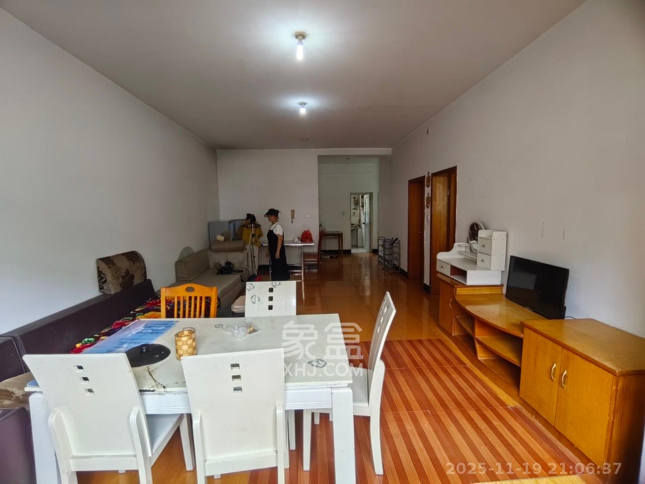 和平小区 2室1厅1卫 2000.0元/月 和平小区 2室1厅1卫 2000.0元/月室内图