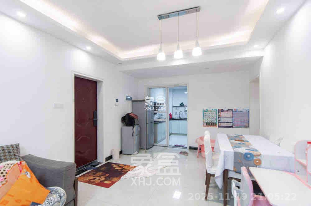 高盛华成 3室2厅1卫 2300.0元/月 高盛华成 3室2厅1卫 2300.0元/月室内图