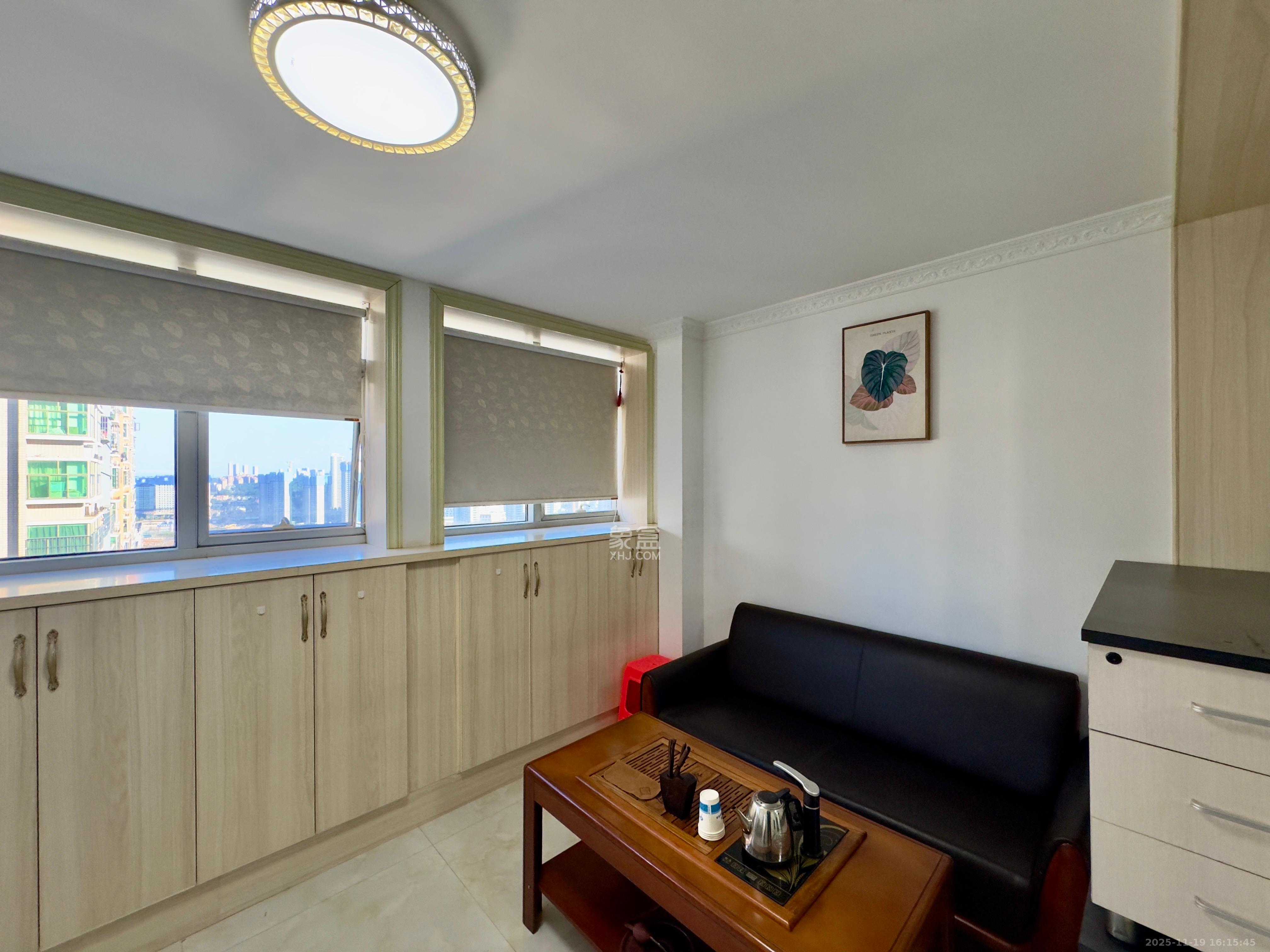 红星国际星城  1室1厅1卫    2000.0元/月室内图