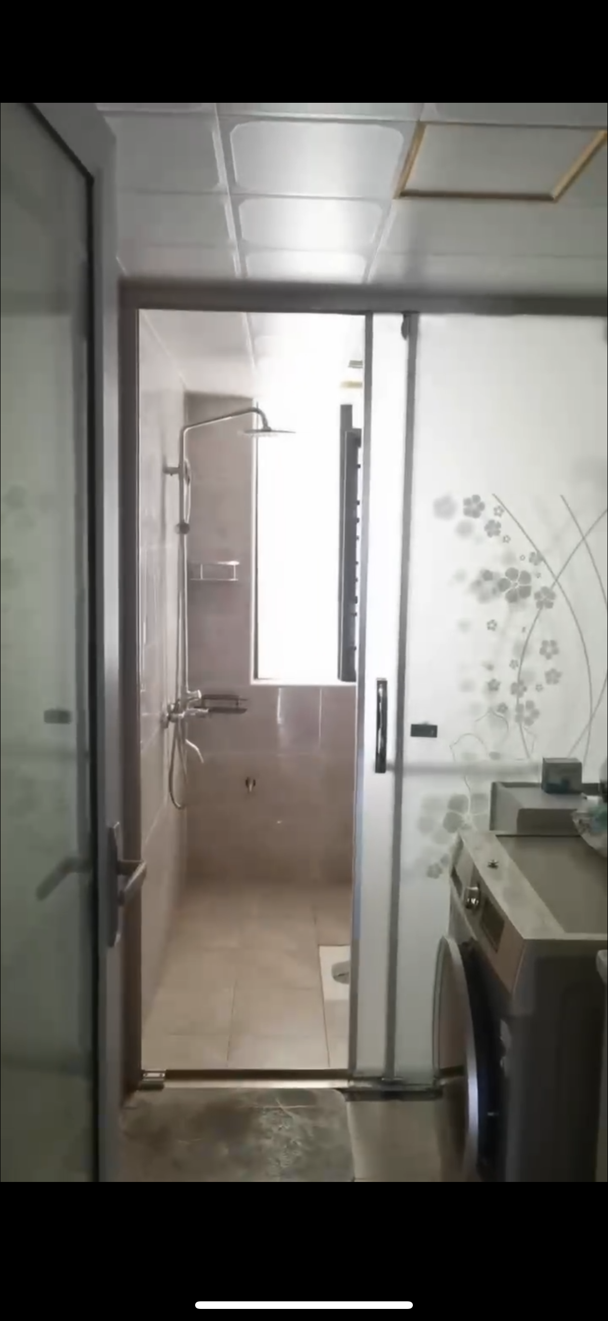 汇通国际  4室2厅2卫    2600.0元/月室内图