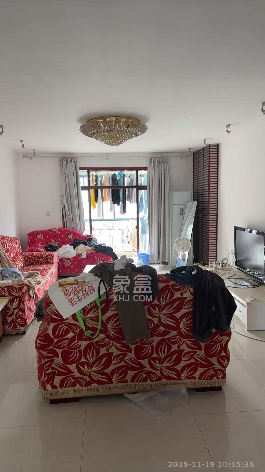 世嘉国际华城 3室1厅2卫 2600.0元/月 世嘉国际华城 3室1厅2卫 2600.0元/月室内图