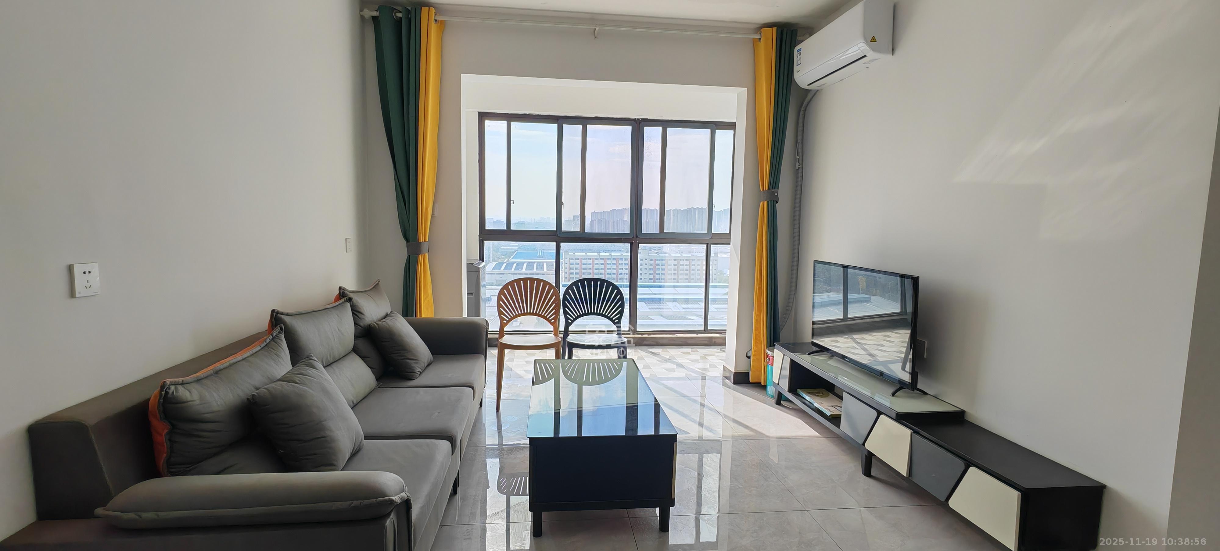 华远海蓝郡 3室2厅2卫 2300.0元/月 华远海蓝郡 3室2厅2卫 2300.0元/月室内图