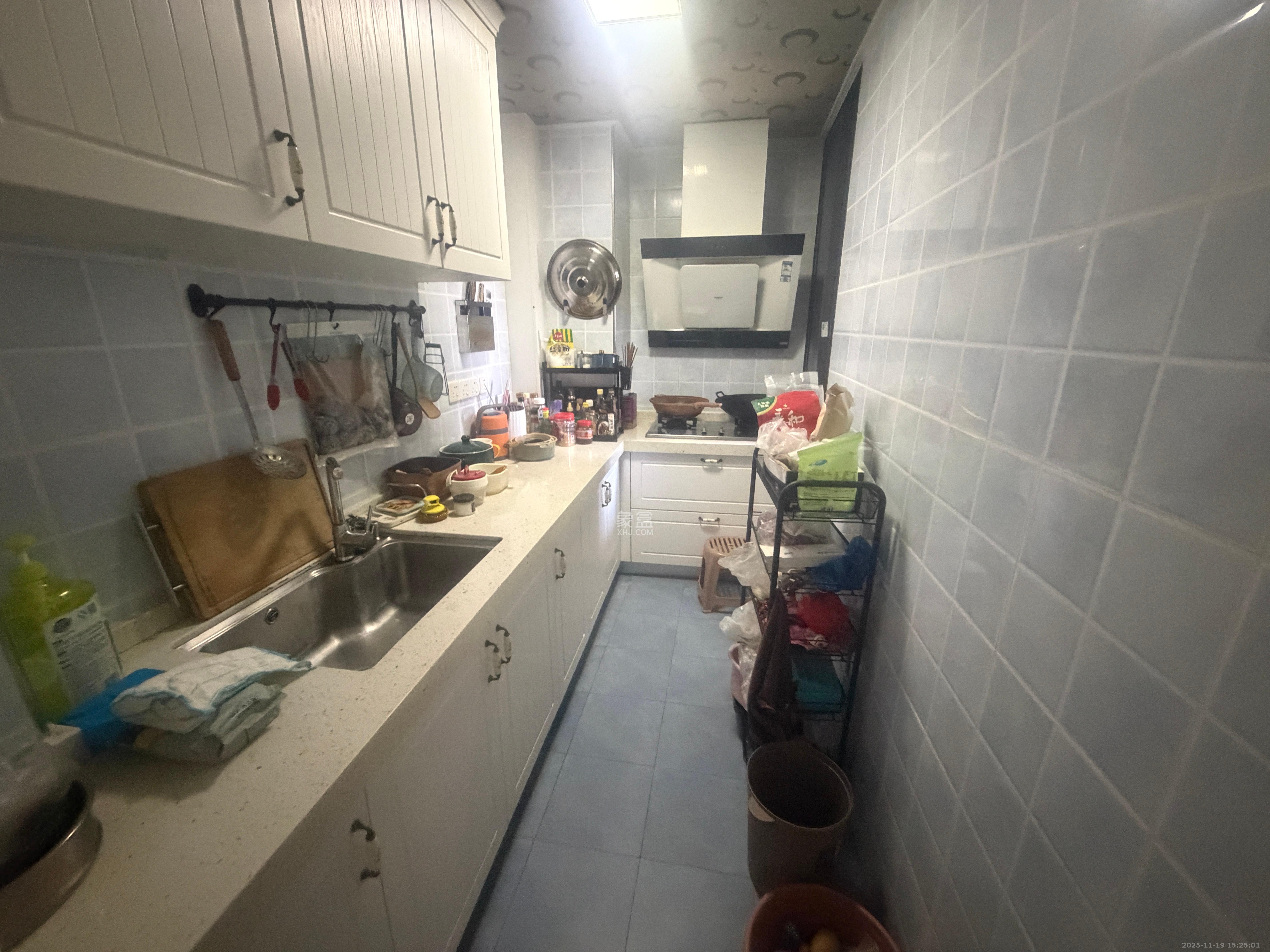 通用时代国际社区  2室2厅1卫    2500.0元/月室内图