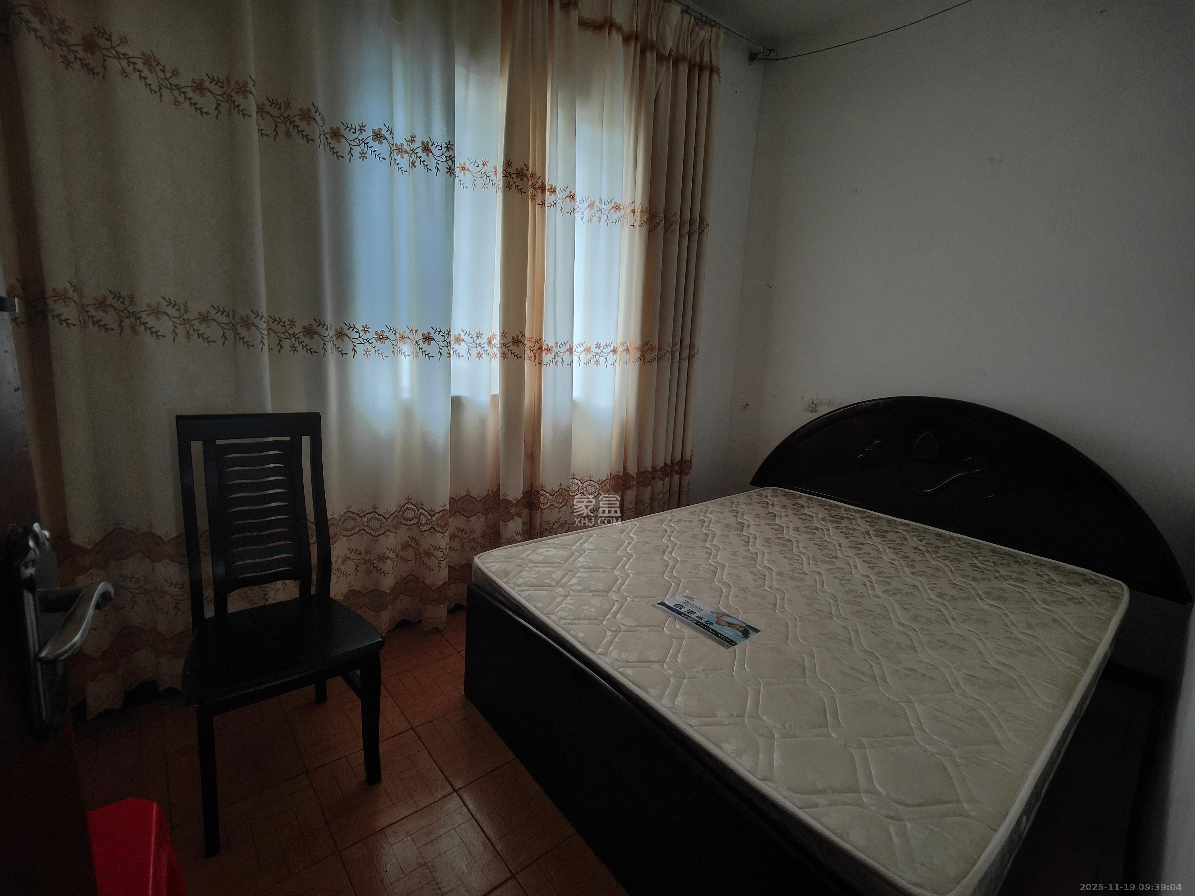 华达家园 3室1厅1卫 1000.0元/月 华达家园 3室1厅1卫 1000.0元/月室内图