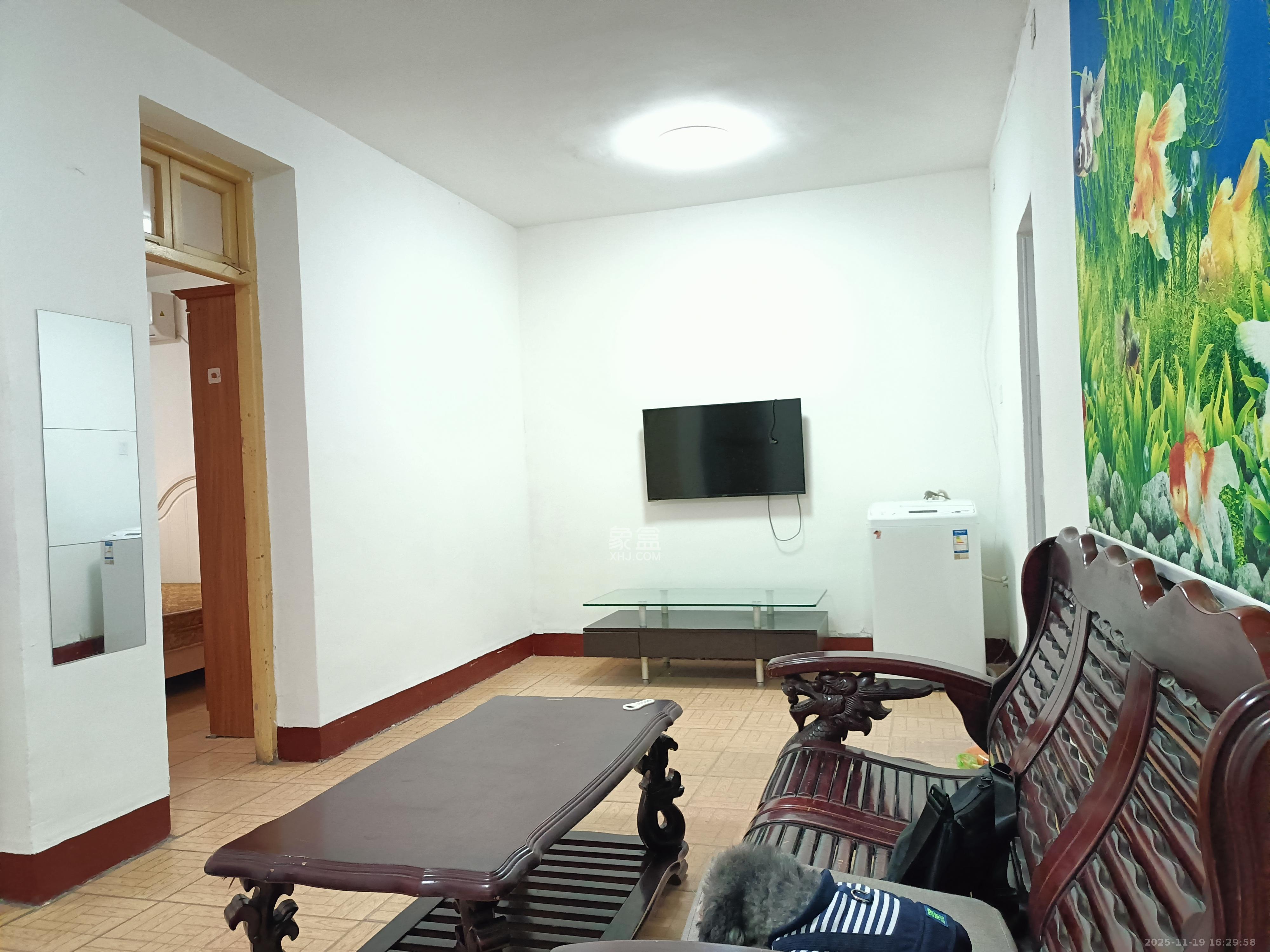 桐荫里社区 2室1厅1卫 1800.0元/月 桐荫里社区 2室1厅1卫 1800.0元/月室内图