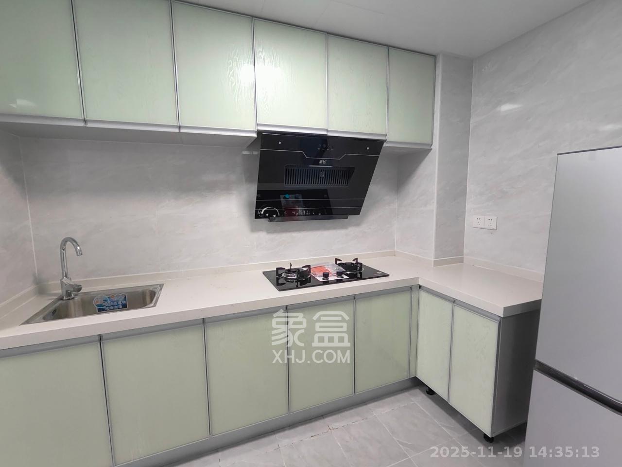 坪山家园 2室2厅1卫 1800.0元/月 坪山家园 2室2厅1卫 1800.0元/月室内图