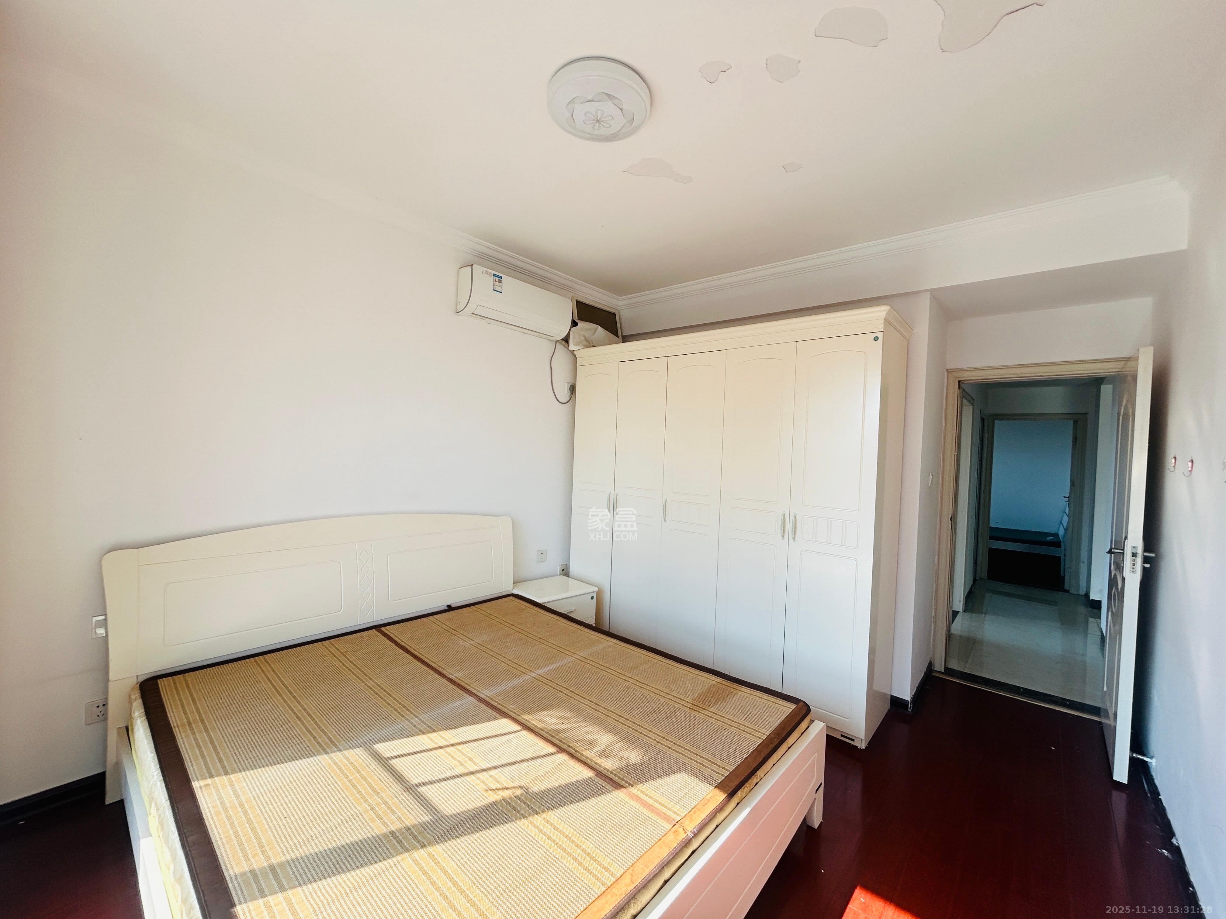 振业城二期 3室2厅1卫 2600.0元/月 振业城二期 3室2厅1卫 2600.0元/月室内图