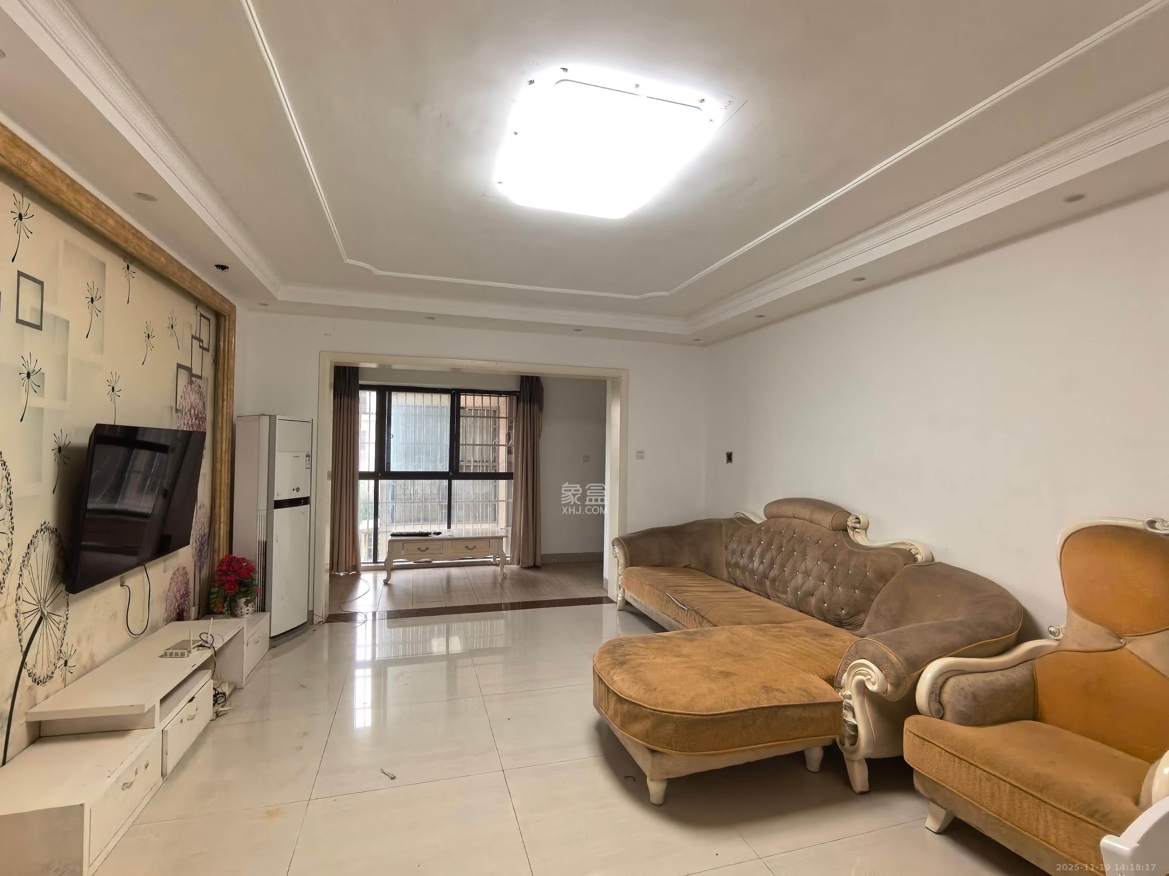 雄新水印廊桥（雄新华府）  2室1厅1卫    1600.0元/月