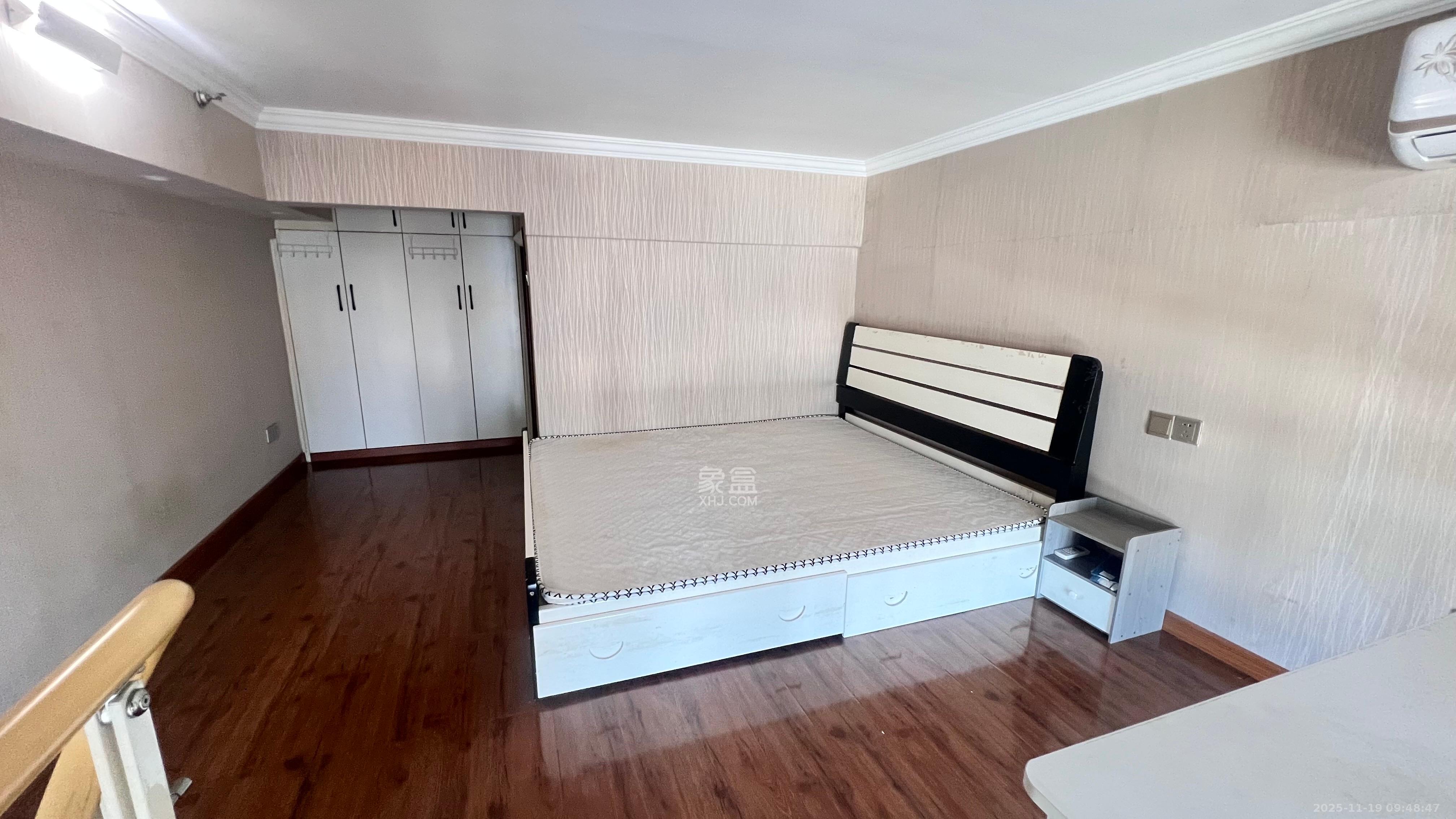 艾美潇湘  1室1厅1卫    1500.0元/月室内图