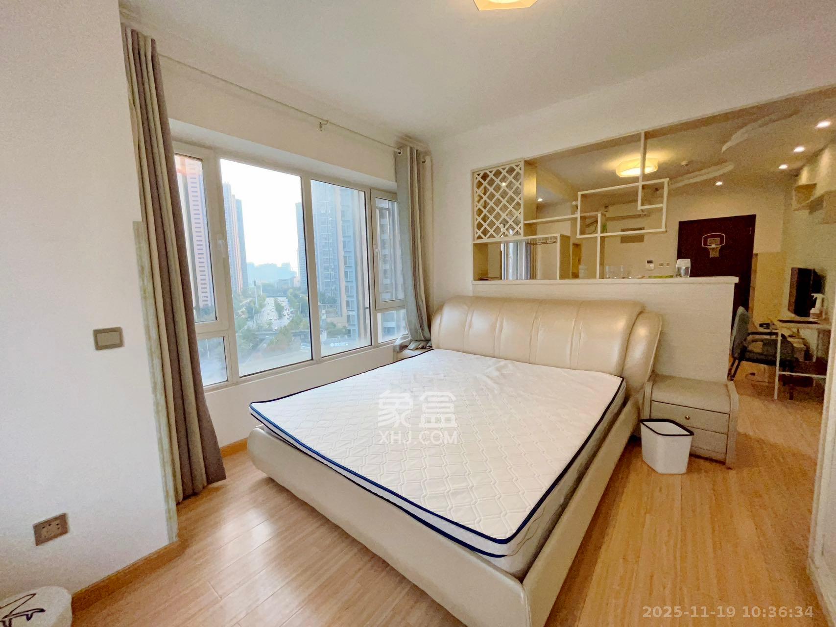 北辰三角洲E3区  1室1厅1卫    2800.0元/月室内图