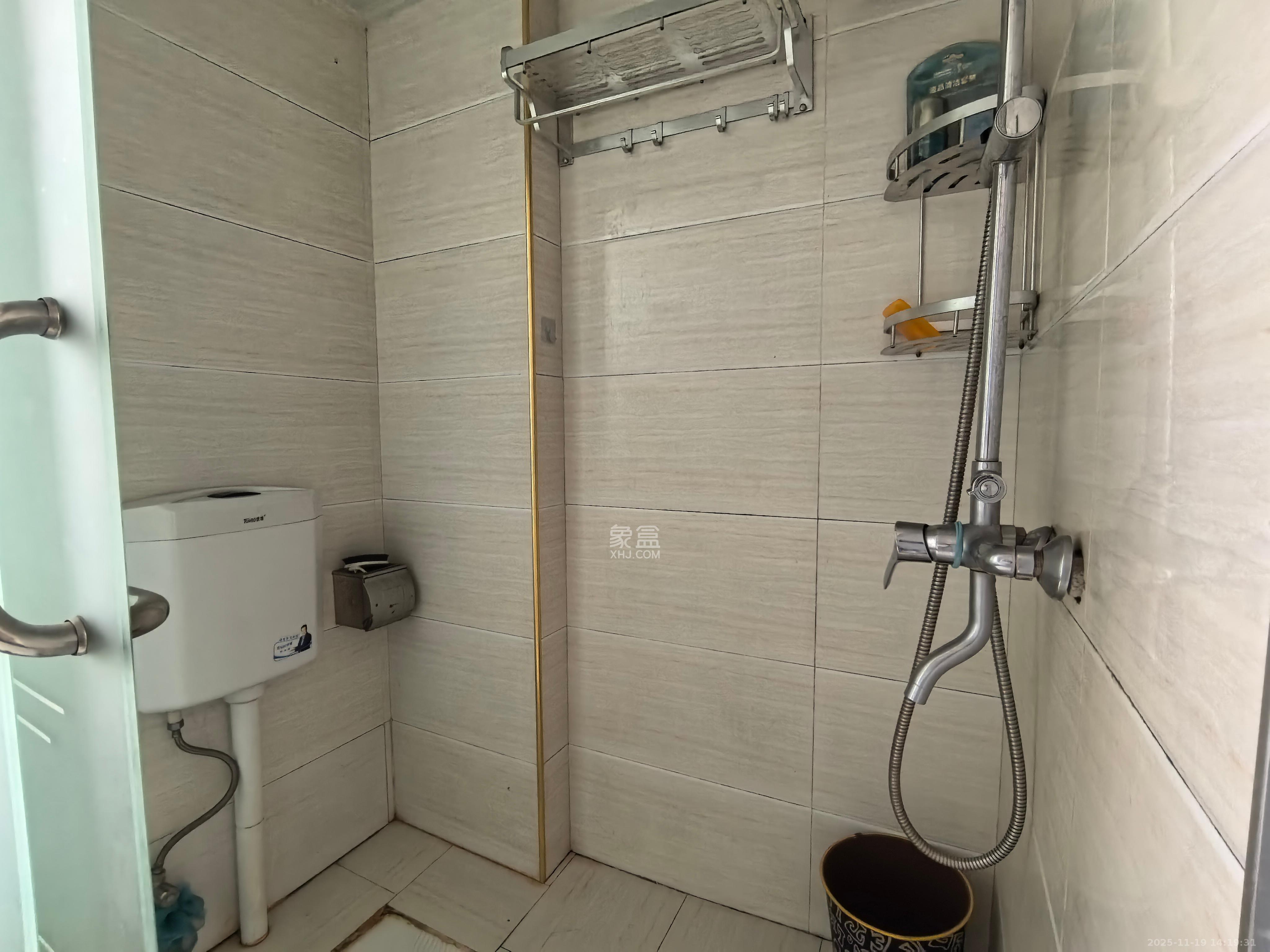 雄新水印廊桥（雄新华府）  2室1厅1卫    1600.0元/月室内图