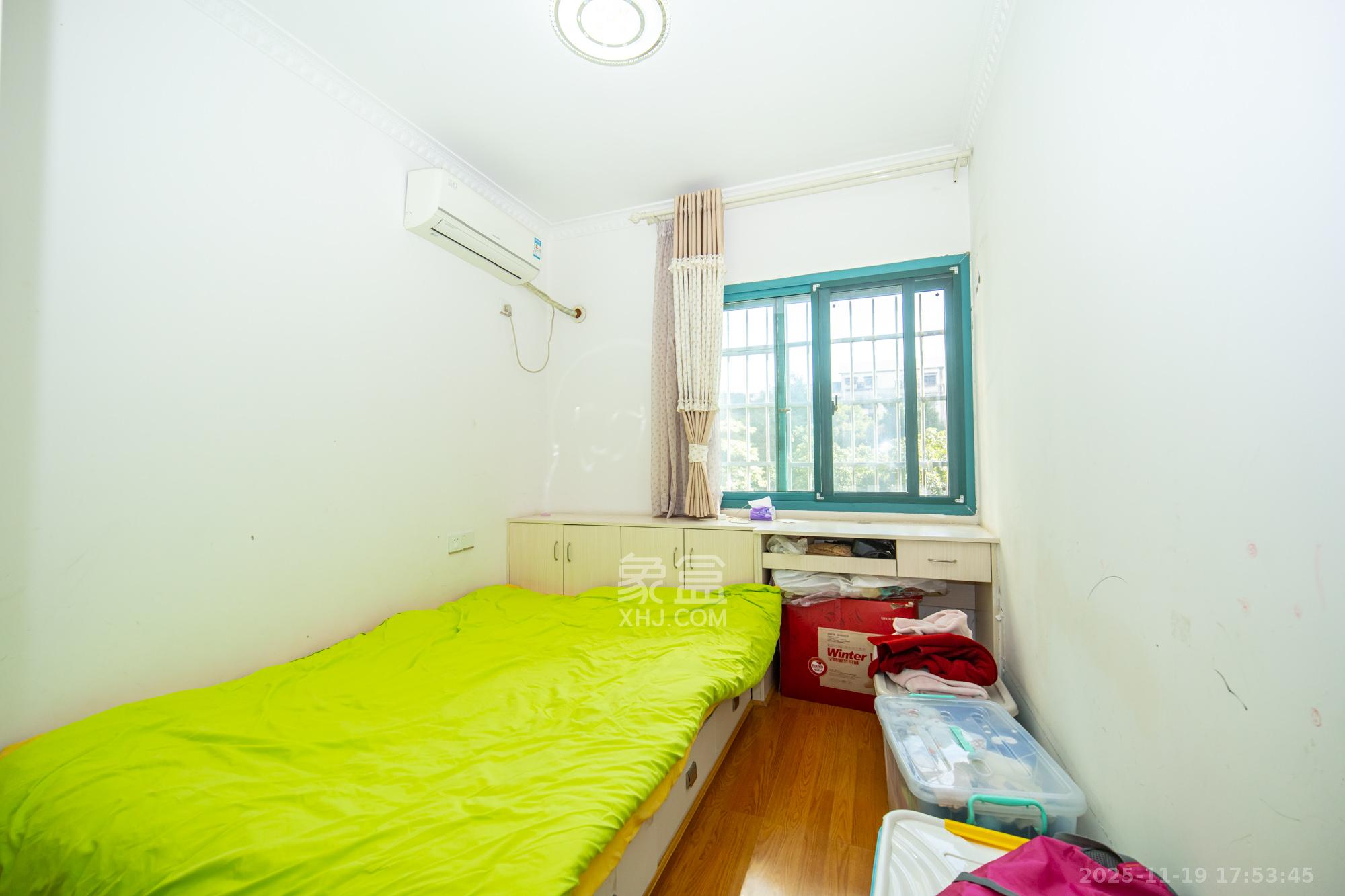 蝴蝶谷 3室2厅1卫 47.8万 蝴蝶谷 3室2厅1卫 47.8万卧室