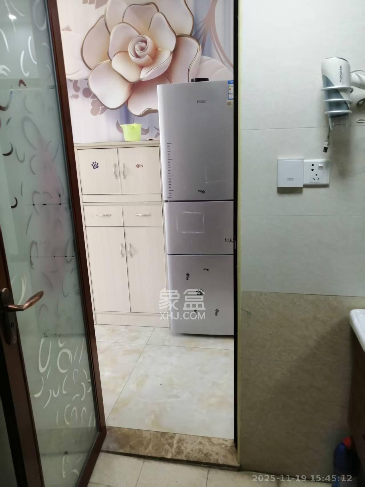 五矿万境水岸三期  2室2厅1卫    2000.0元/月室内图