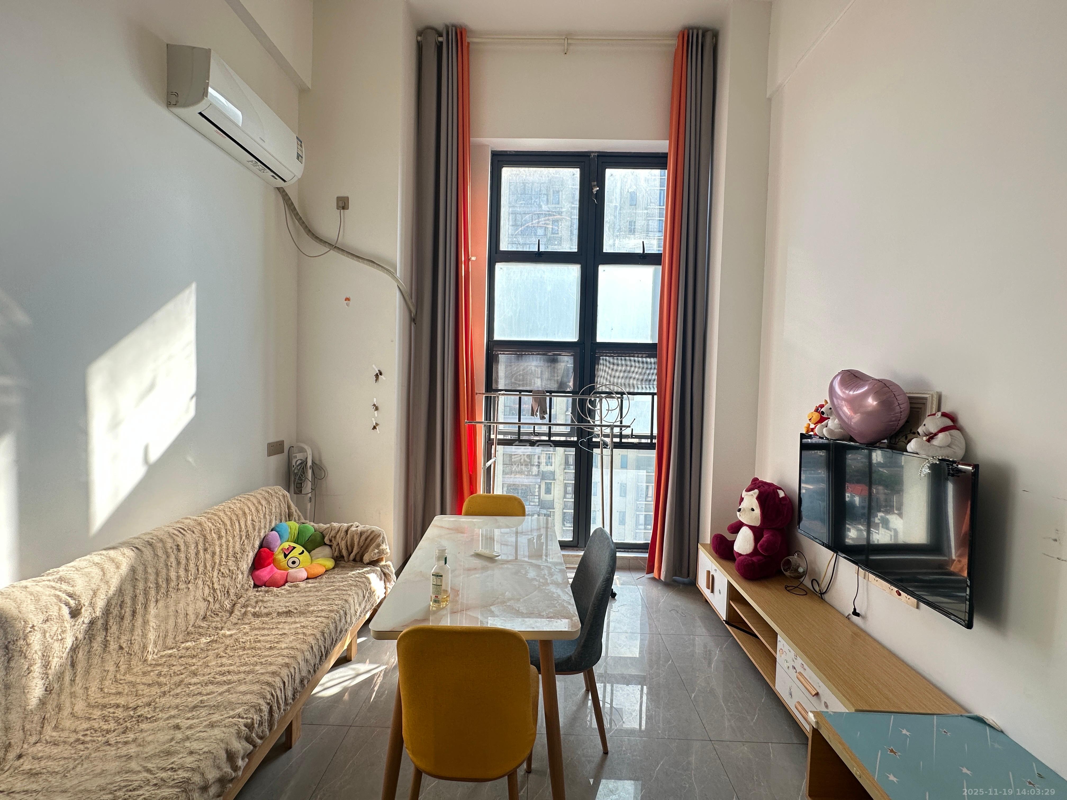 尚鑫海悦（新长海尚海城）  1室1厅1卫    1600.0元/月