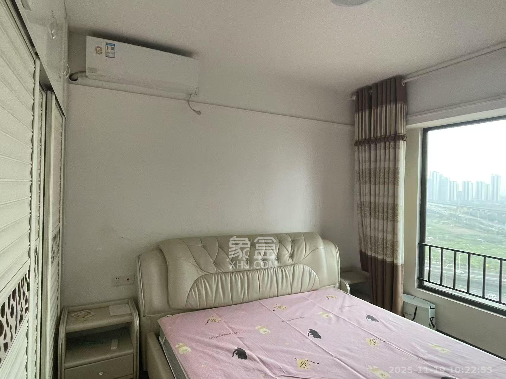 万科魅力之城非凡里 3室2厅1卫 2400.0元/月 万科魅力之城非凡里 3室2厅1卫 2400.0元/月室内图