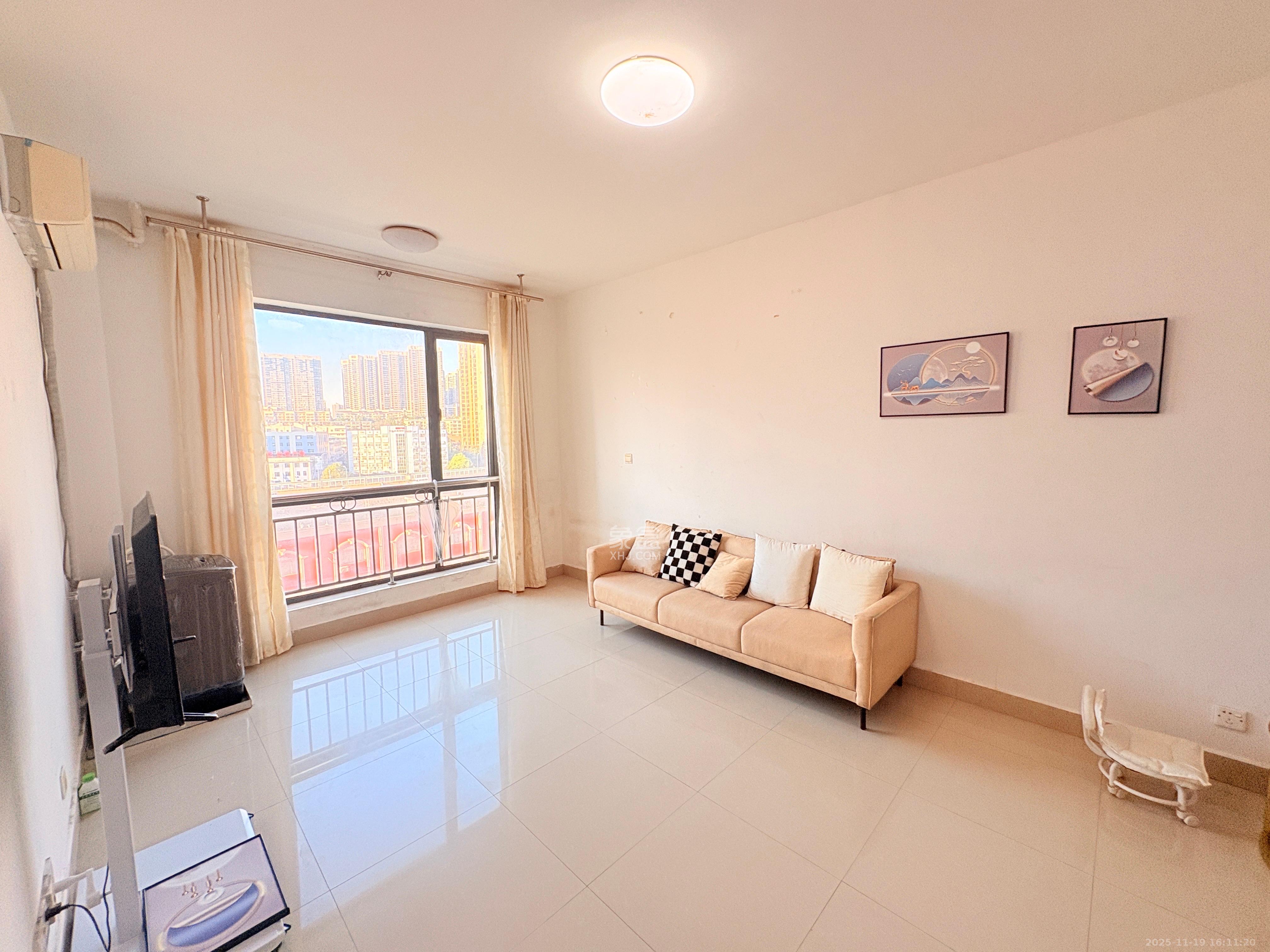 长盛岚庭  1室1厅1卫    1500.0元/月室内图