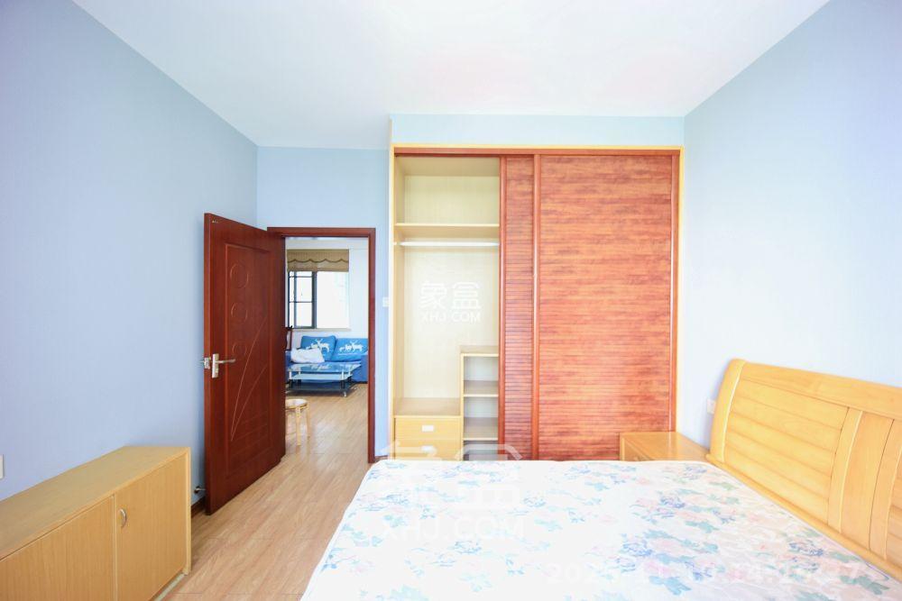 建鸿达华都（华都小户型及大华写字楼）  2室1厅1卫    2400.0元/月室内图