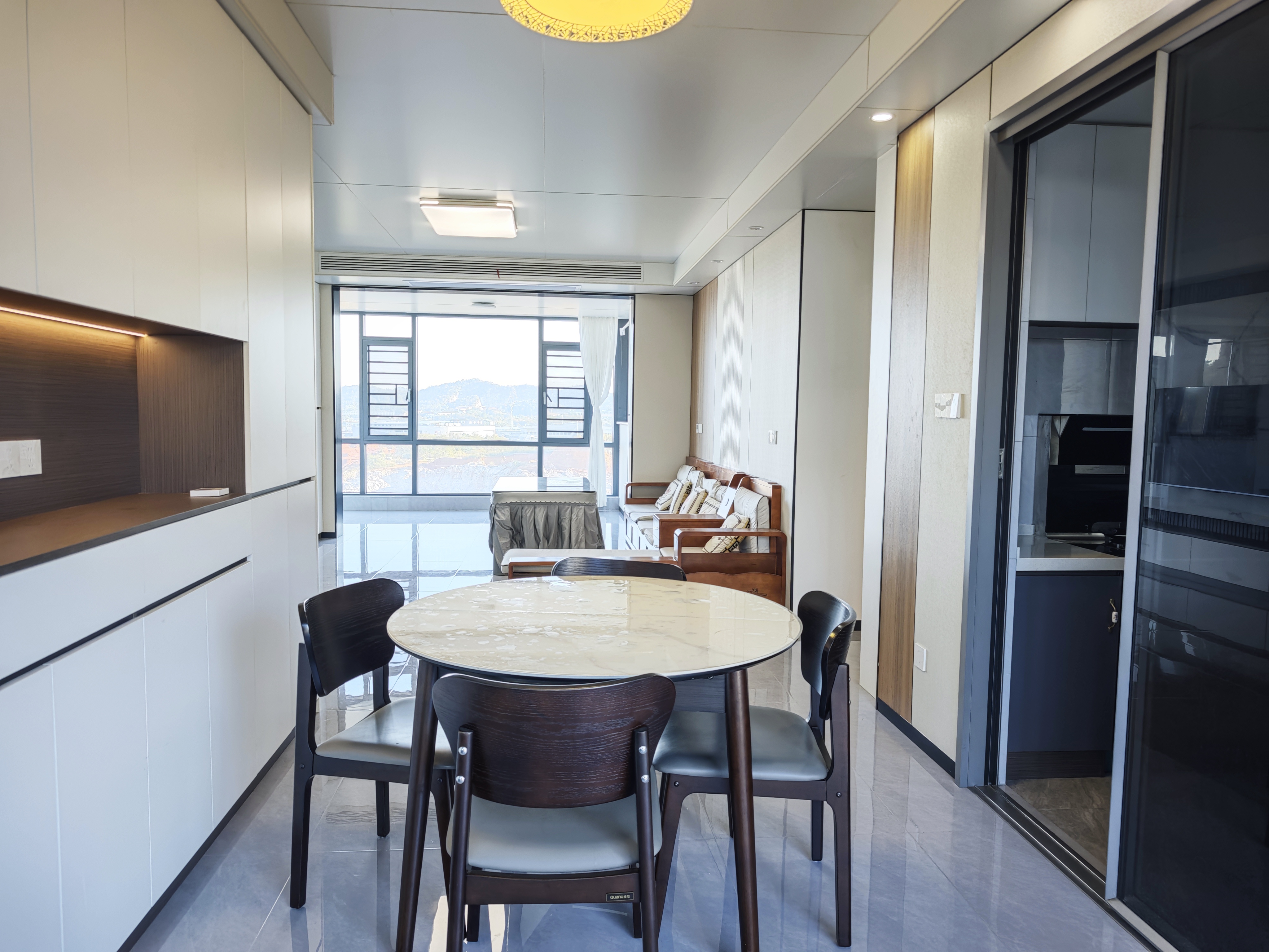 徐福桃花源  3室2厅2卫    2000.0元/月室内图