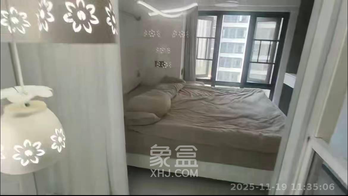 清控湖山雅居北区  2室1厅1卫    1800.0元/月室内图