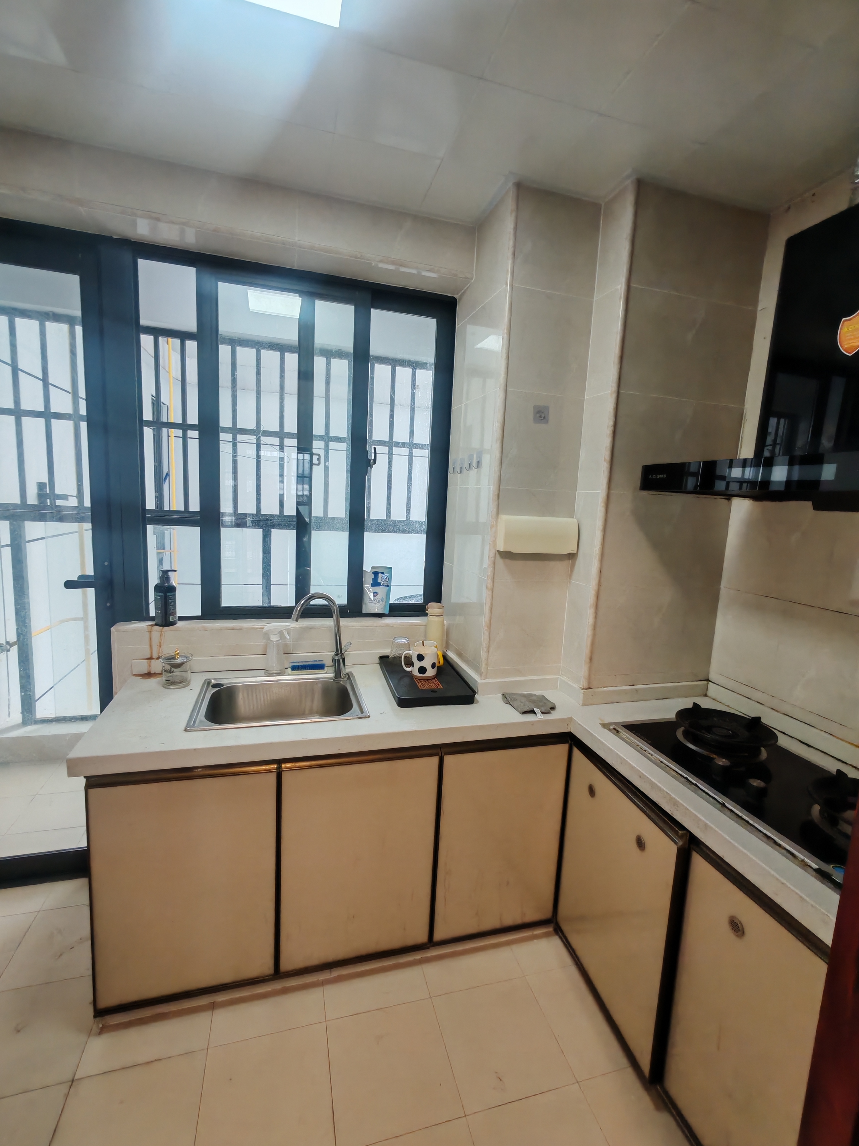 龙昆雅苑（中交·龙昆雅苑）  3室2厅2卫    3000.0元/月室内图