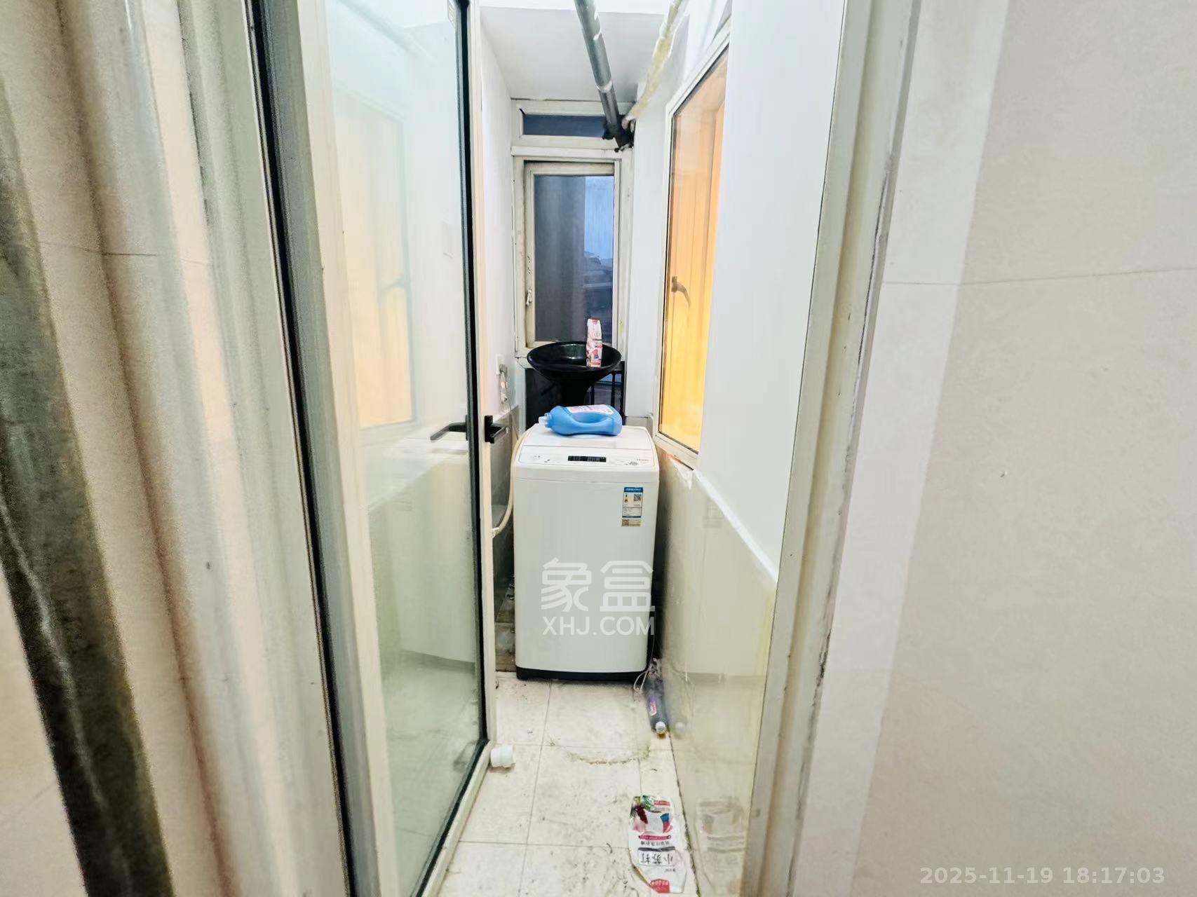 白沙晶城 1室1厅1卫 2000.0元/月 白沙晶城 1室1厅1卫 2000.0元/月室内图