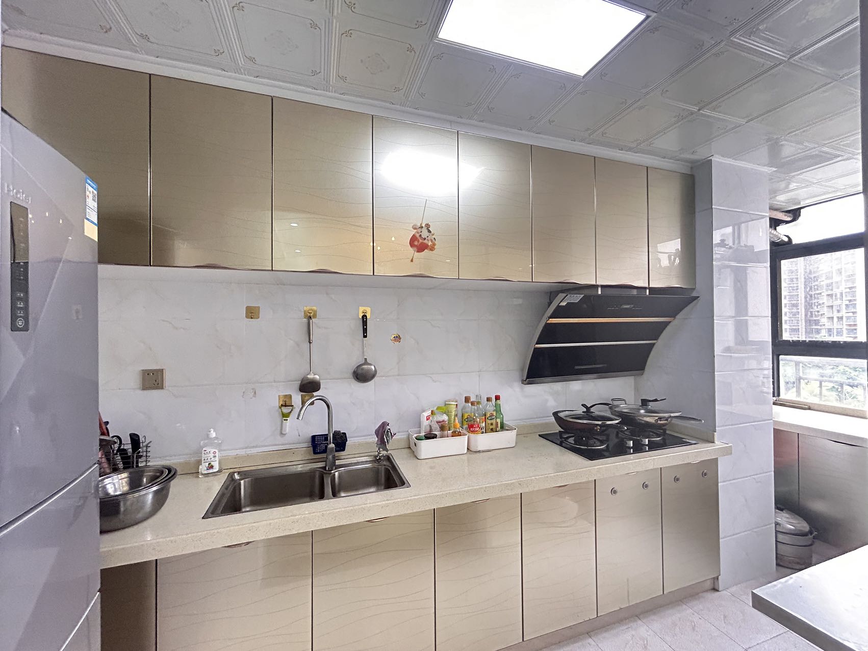 绿地海长流一期  1室2厅1卫    120.0万室内图