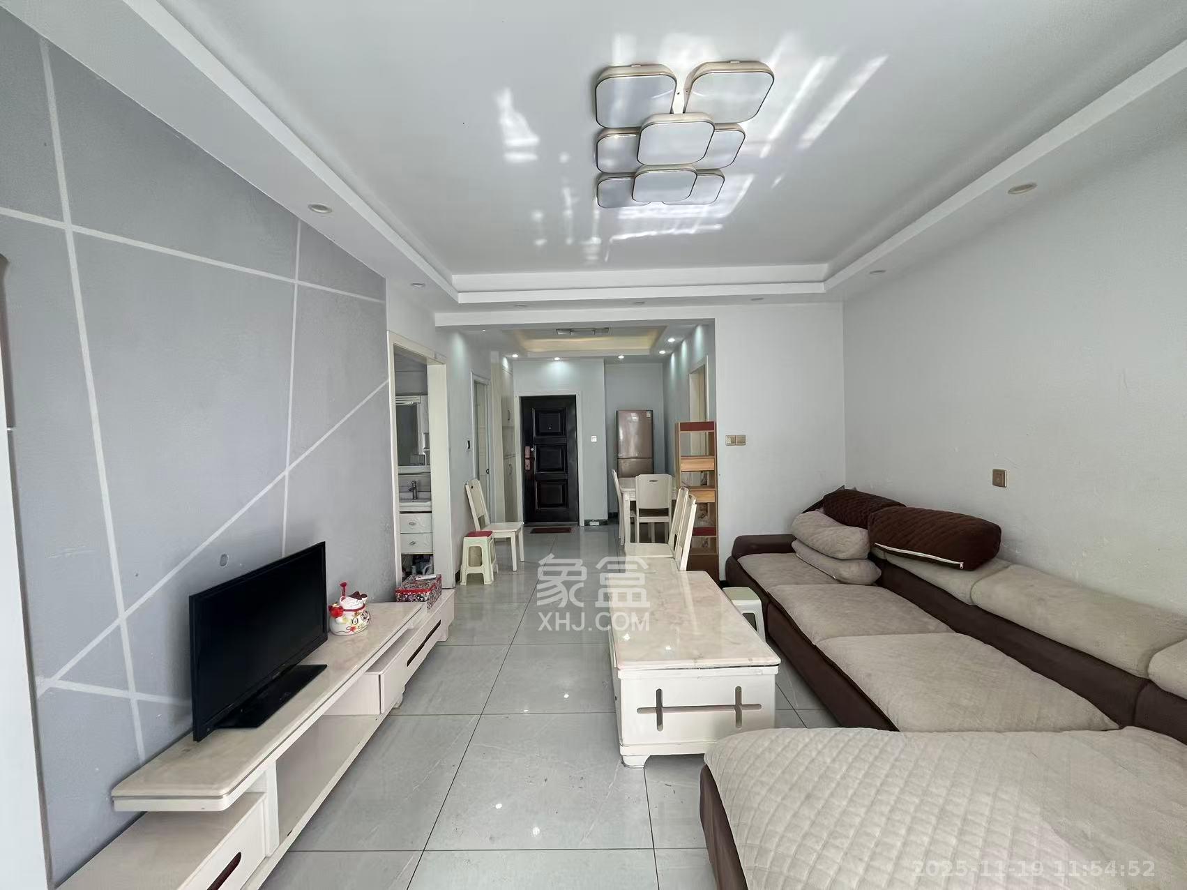 爵世名邸东湖(东湖壹号企业总部基地) 2室2厅1卫 2200.0元/月 爵世名邸东湖(东湖壹号企业总部基地) 2室2厅1卫 2200.0元/月室内图