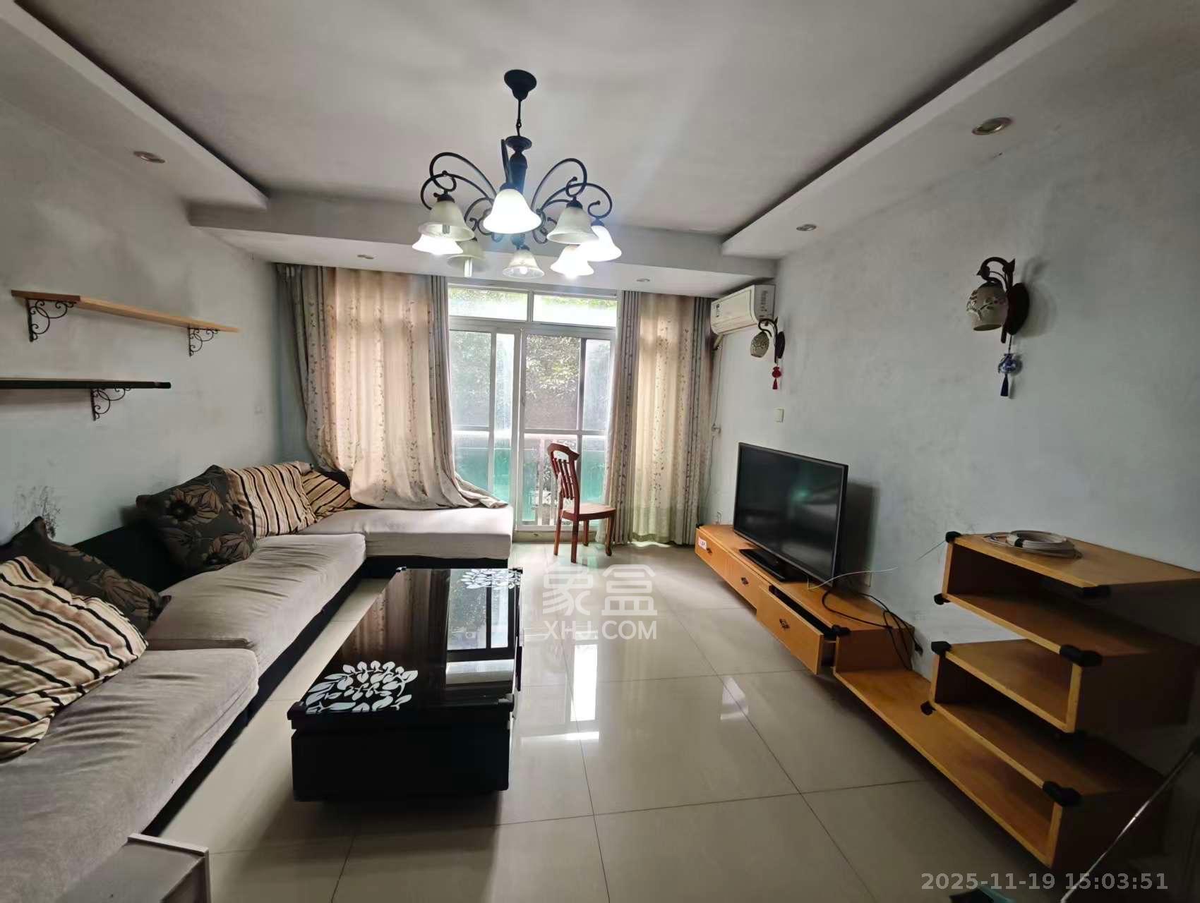 江临天下  1室1厅1卫    2000.0元/月