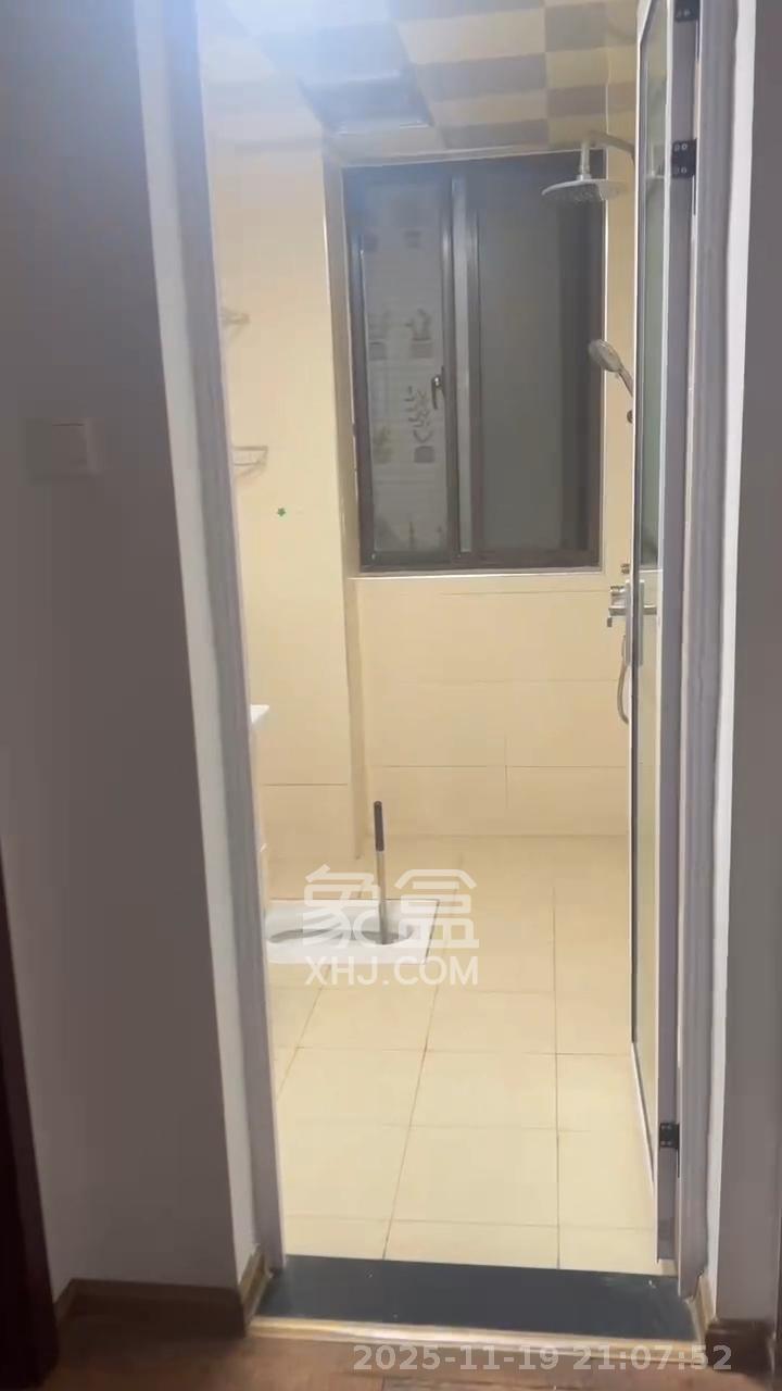 融科檀香山（融科紫檀、香山国际）  2室2厅1卫    2600.0元/月室内图