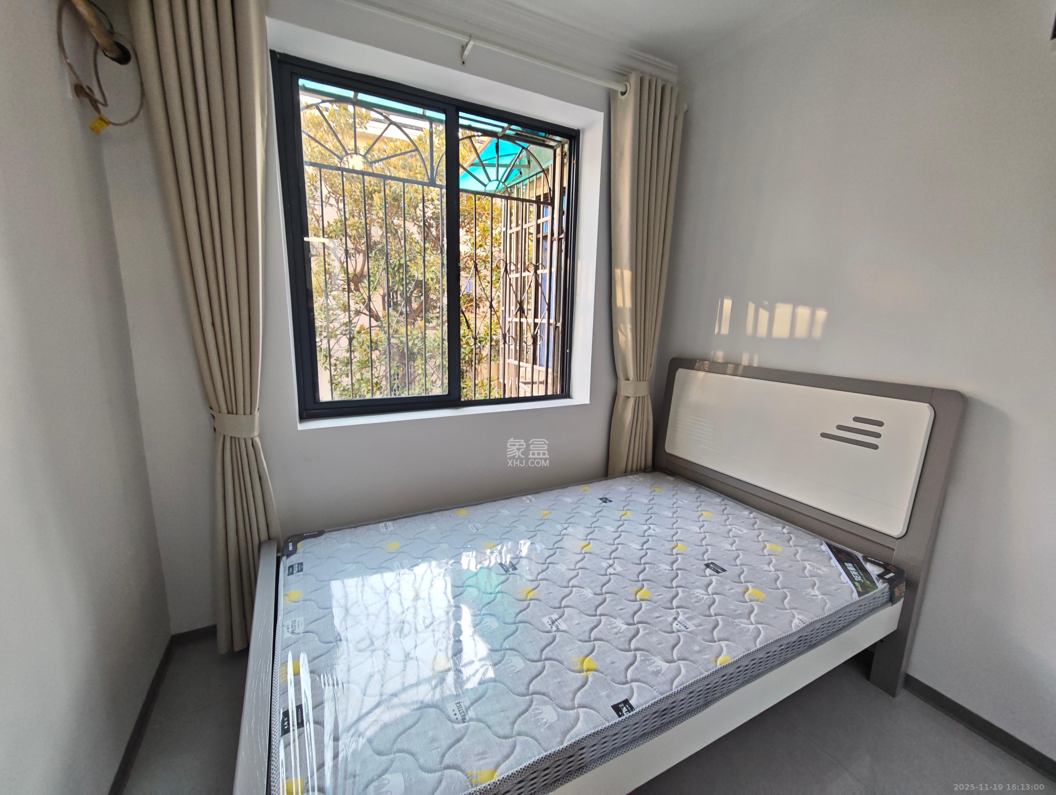 乔庄社区  2室2厅1卫    2300.0元/月室内图