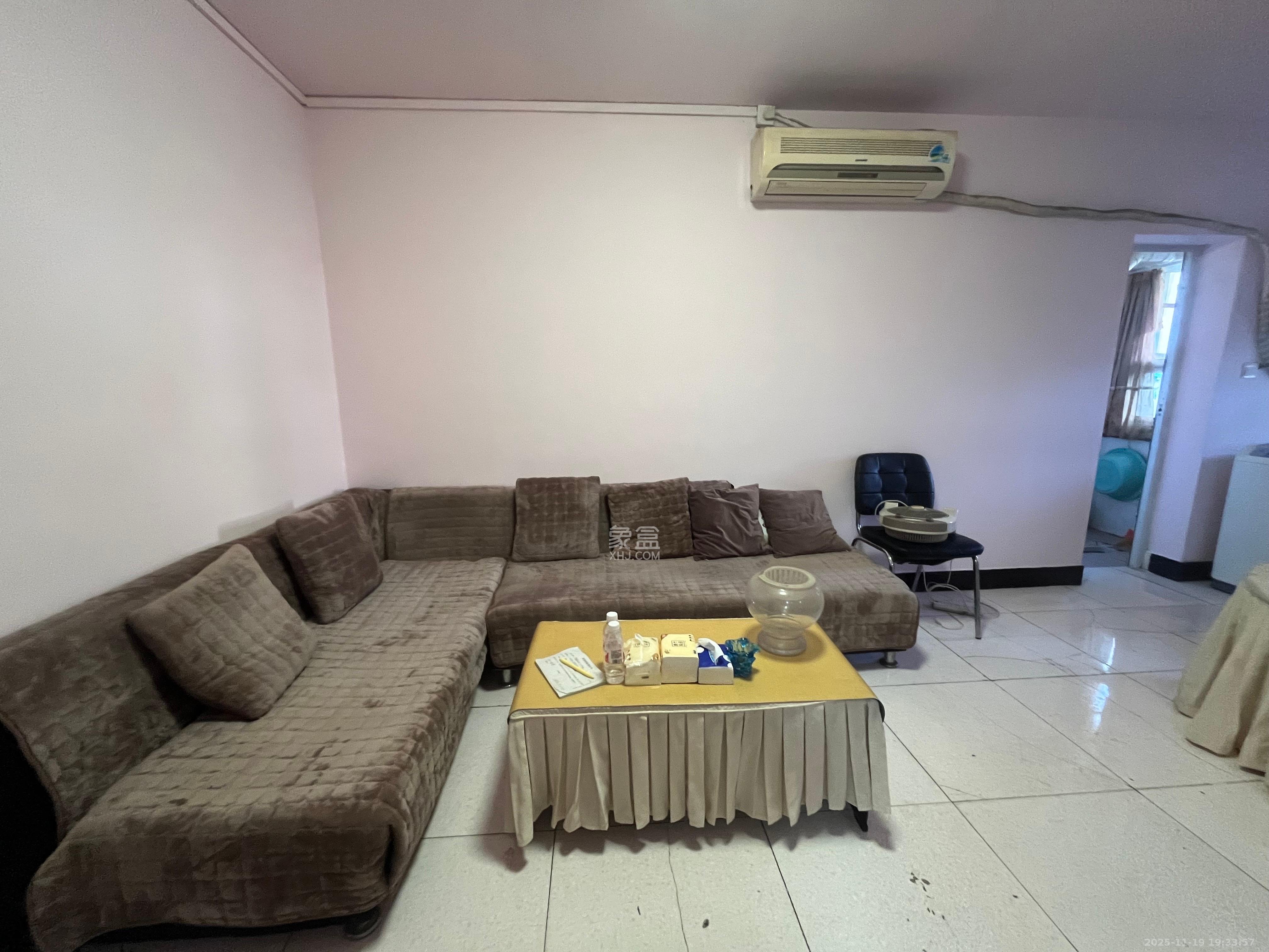 富康小区(富康花园) 2室1厅1卫 1300.0元/月 富康小区(富康花园) 2室1厅1卫 1300.0元/月室内图