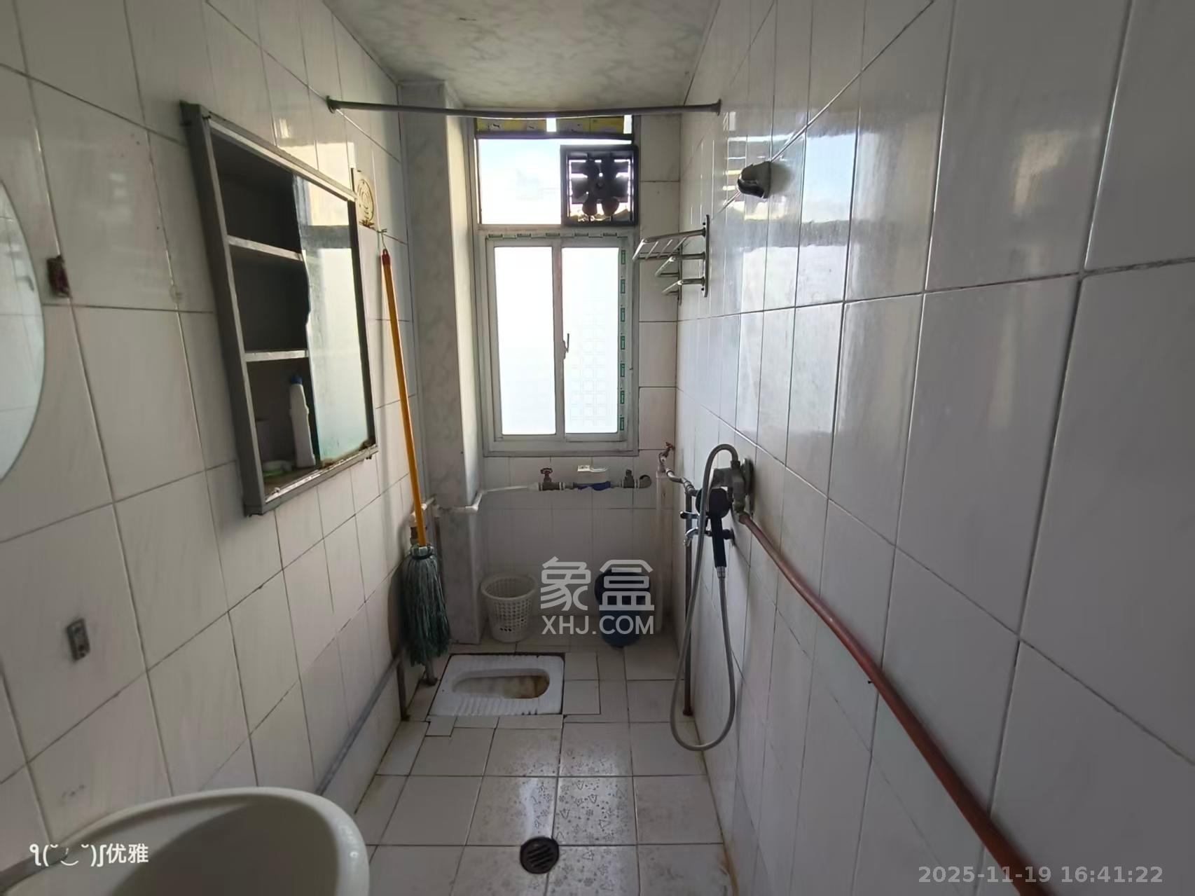 湖南省群众艺术馆宿舍(浏正街55号) 3室1厅1卫 1600.0元/月 湖南省群众艺术馆宿舍(浏正街55号) 3室1厅1卫 1600.0元/月室内图