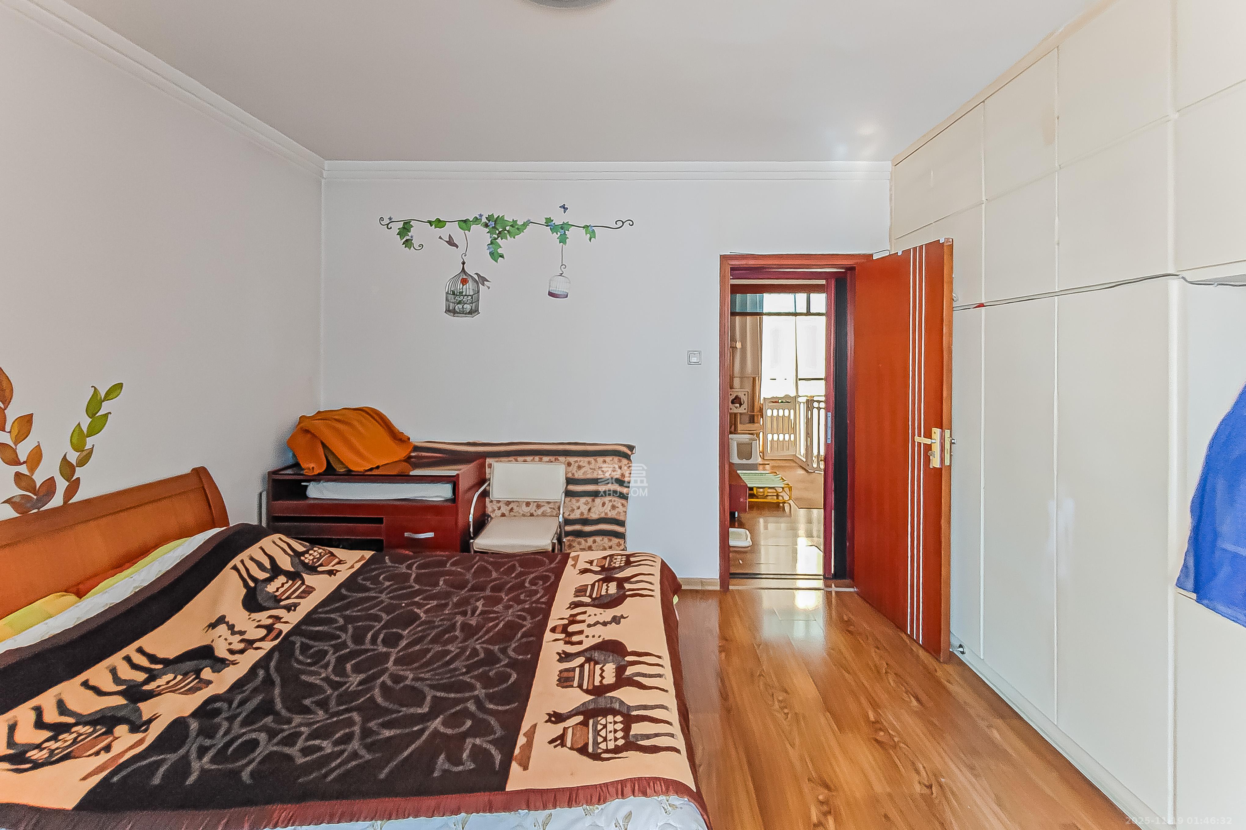 省财政厅宿舍  3室1厅2卫    108.0万卧室