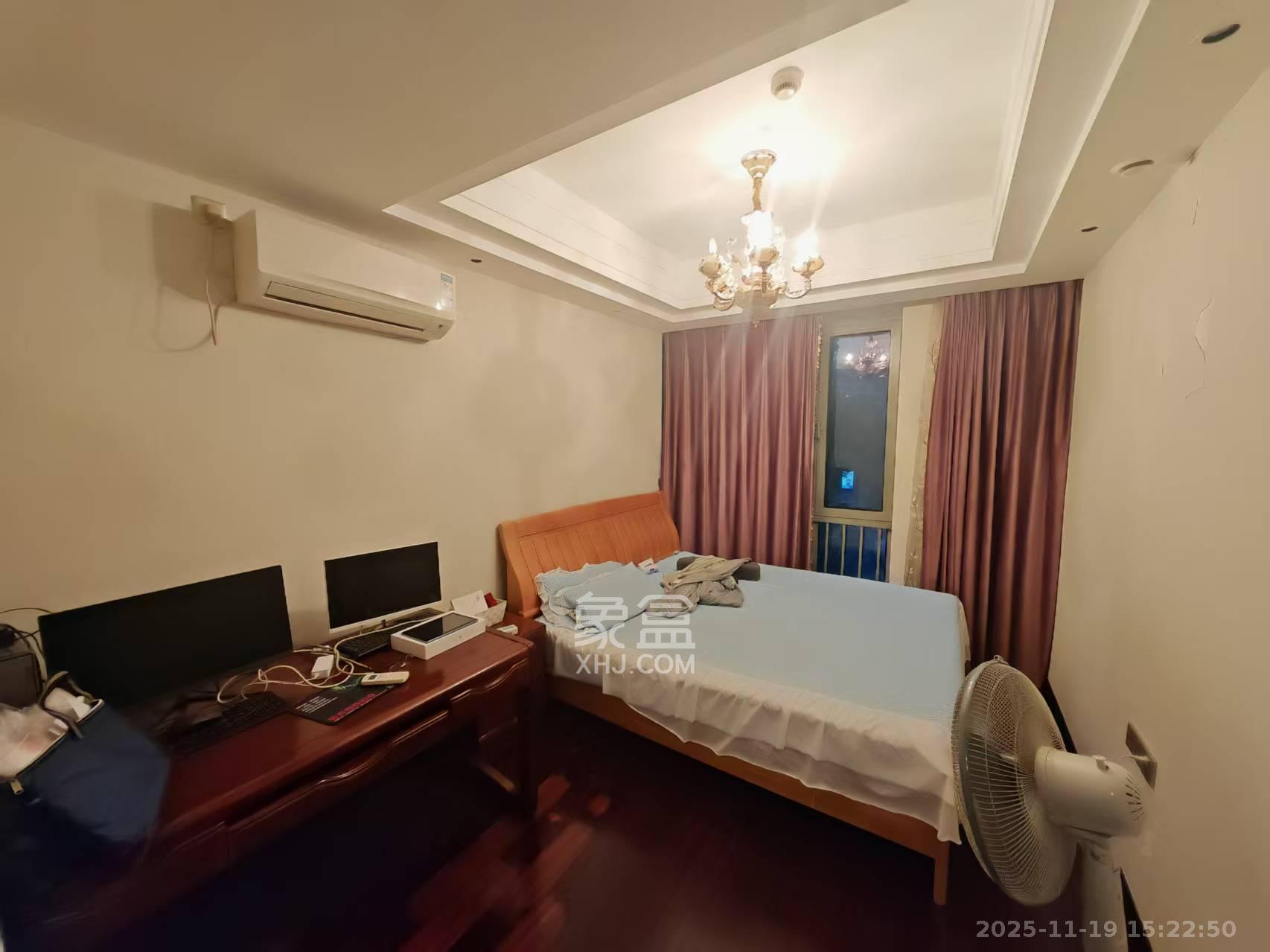 梅溪湖金茂府（金茂广场）（金茂览秀城）  3室1厅1卫    4000.0元/月室内图