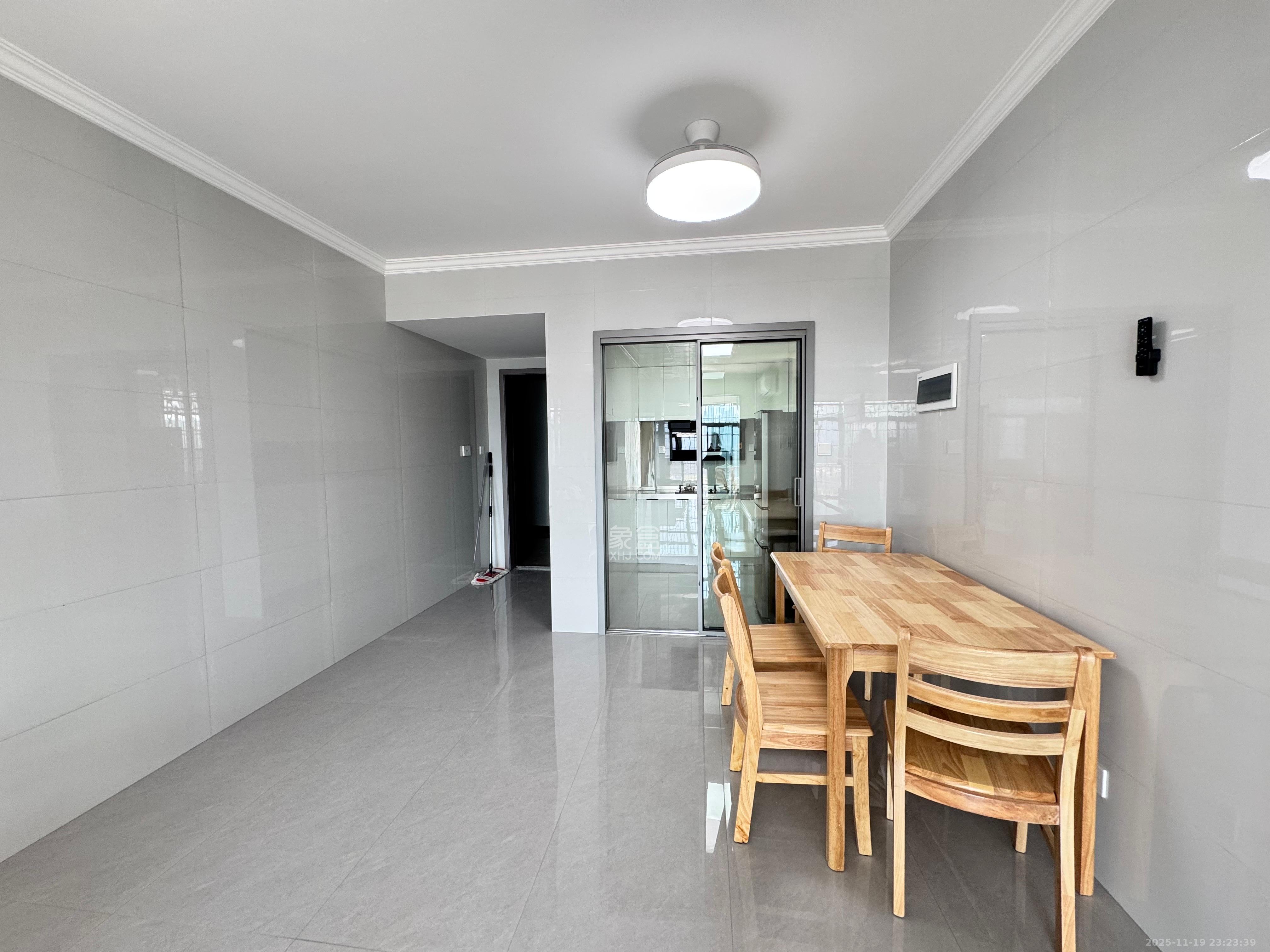 和景家园二期 2室2厅1卫 1800.0元/月 和景家园二期 2室2厅1卫 1800.0元/月室内图