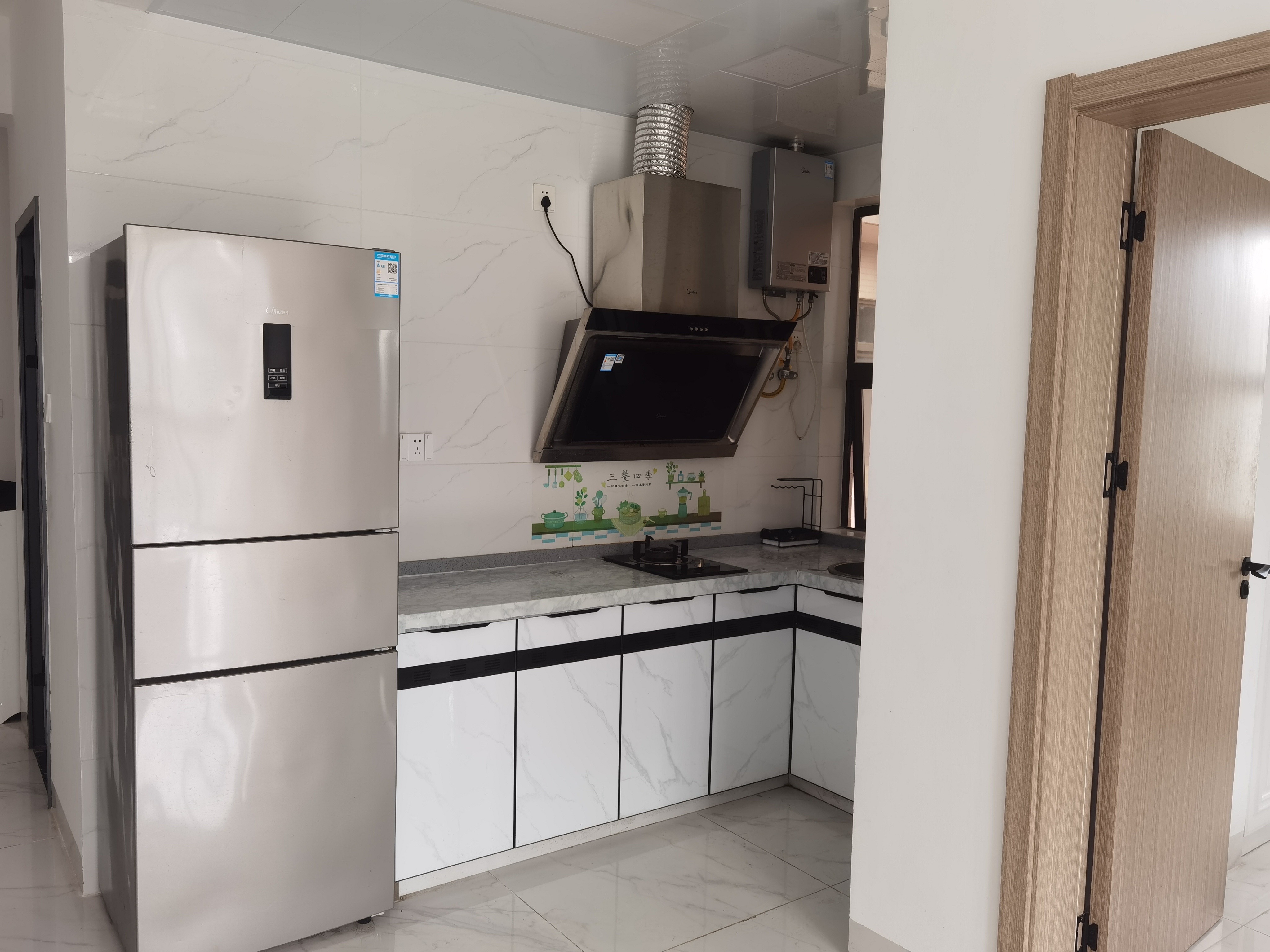 国贸城市花园 1室1厅1卫 2500.0元/月 国贸城市花园 1室1厅1卫 2500.0元/月室内图