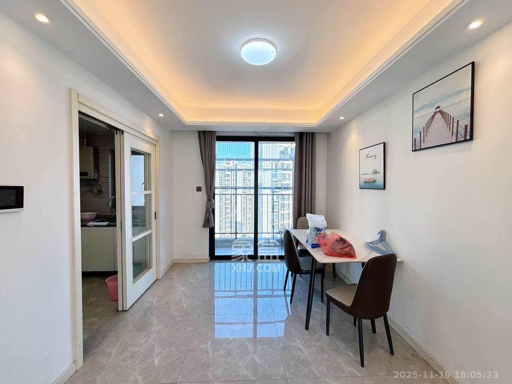 万科金色梦想B区 4室2厅2卫 3100.0元/月 万科金色梦想B区 4室2厅2卫 3100.0元/月室内图