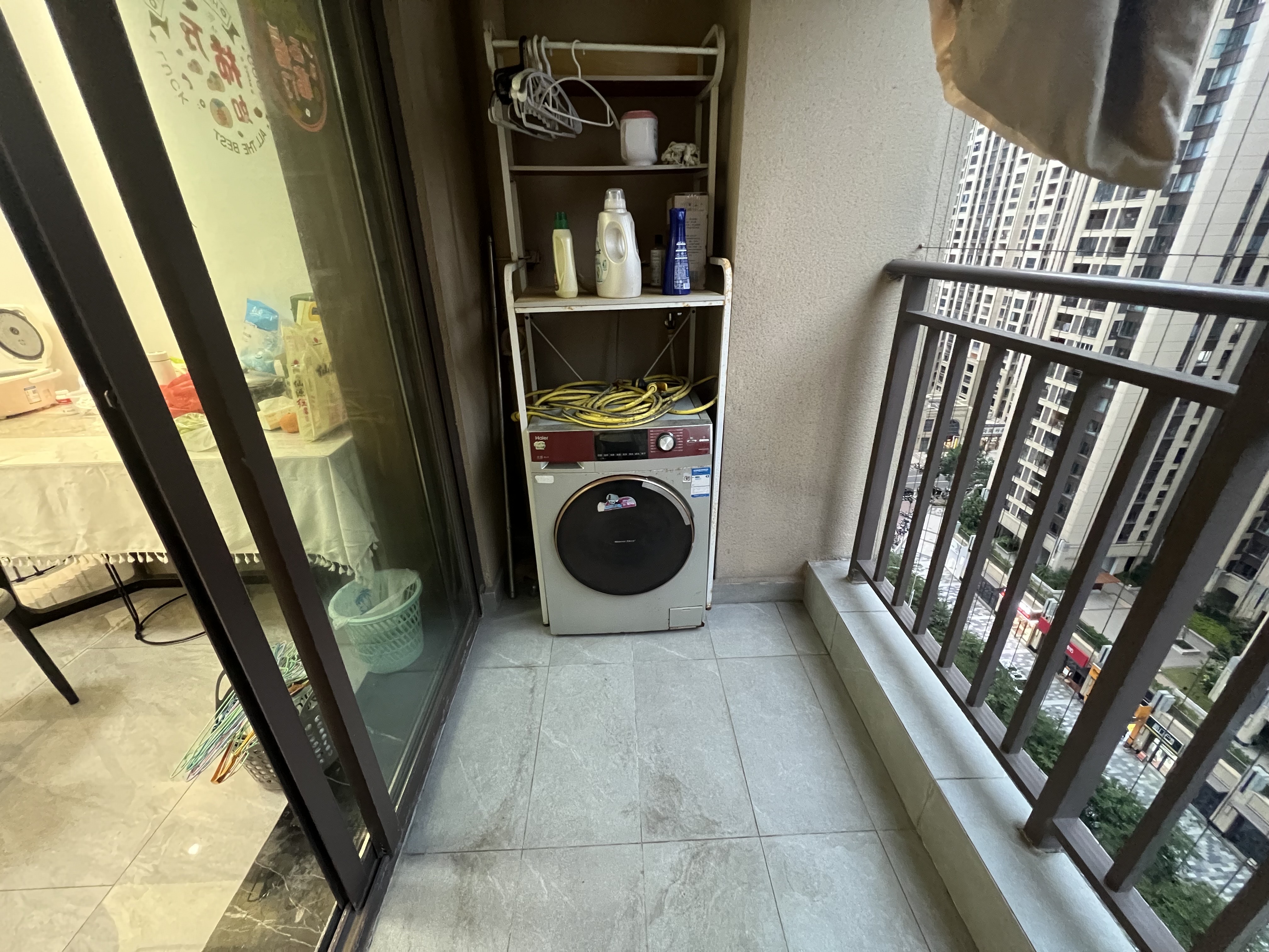 海航豪庭南苑 3室2厅2卫 5000.0元/月 海航豪庭南苑 3室2厅2卫 5000.0元/月室内图