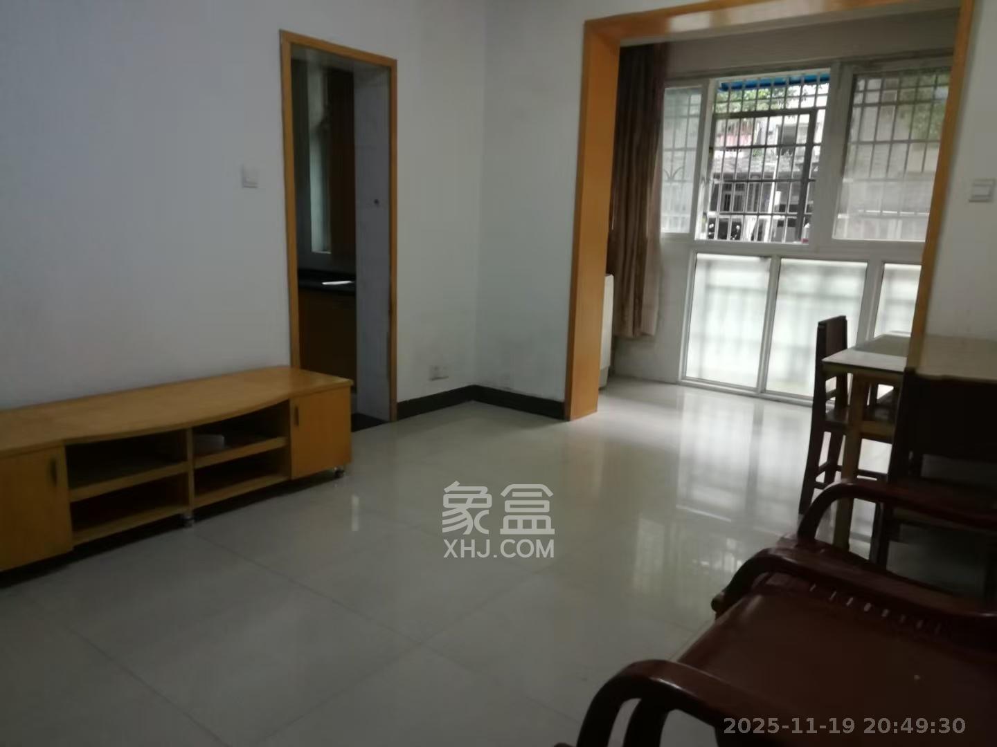 金麓西岸和苑 2室2厅1卫 1500.0元/月 金麓西岸和苑 2室2厅1卫 1500.0元/月室内图