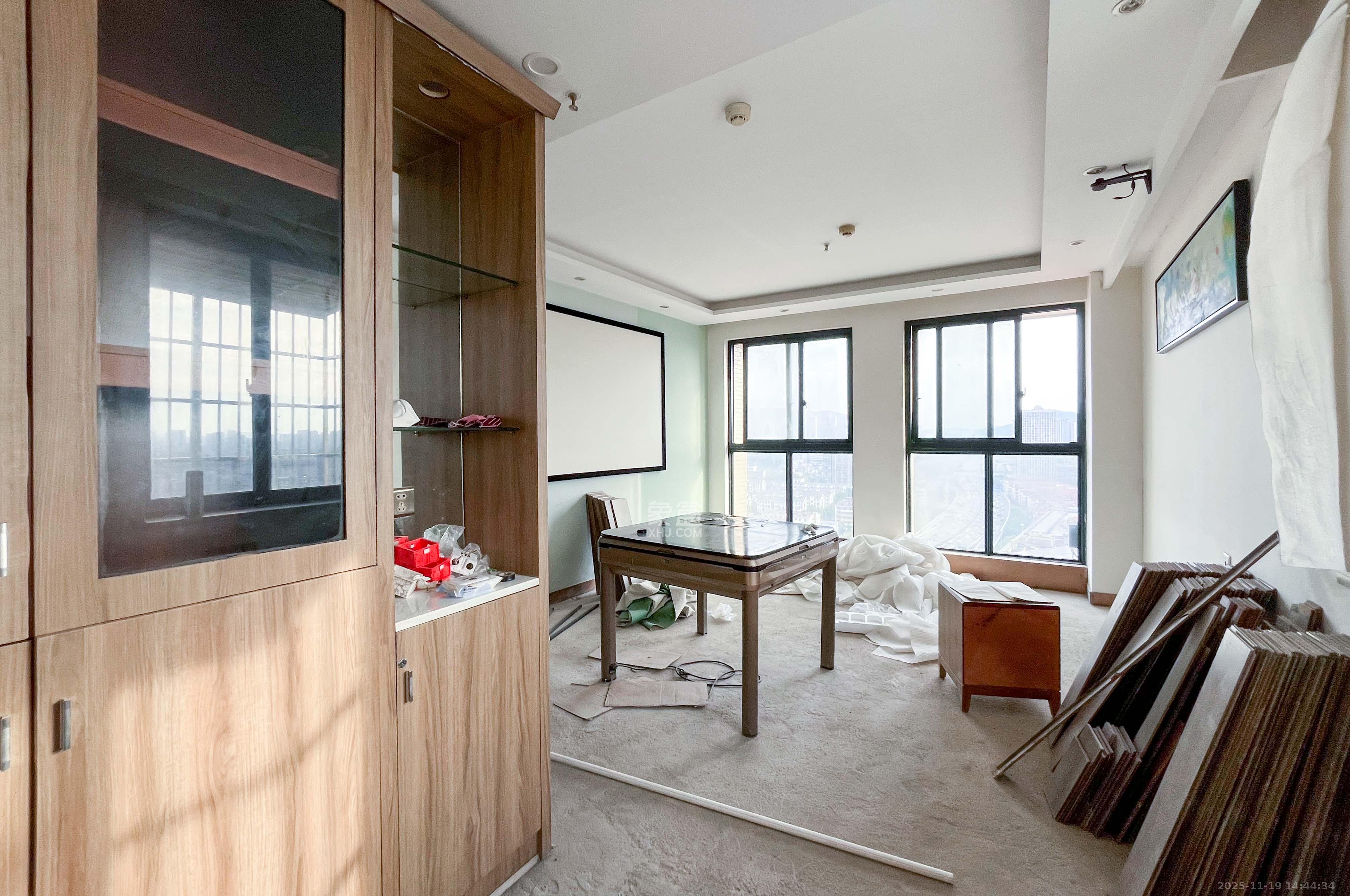 嘉汇公馆  2室1厅1卫    50.0万