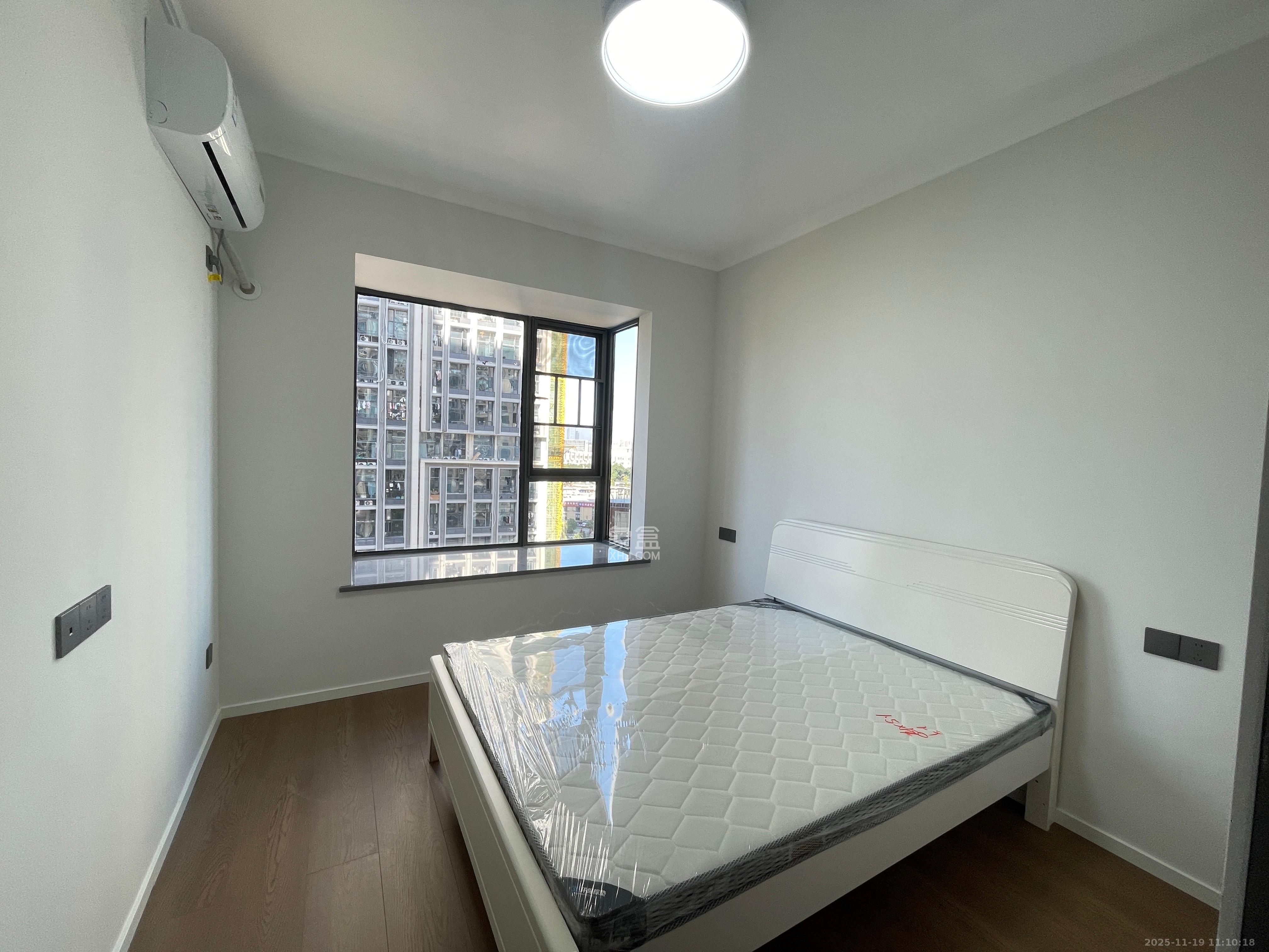 岭福家苑(天心佳苑) 3室2厅2卫 3400.0元/月 岭福家苑(天心佳苑) 3室2厅2卫 3400.0元/月室内图