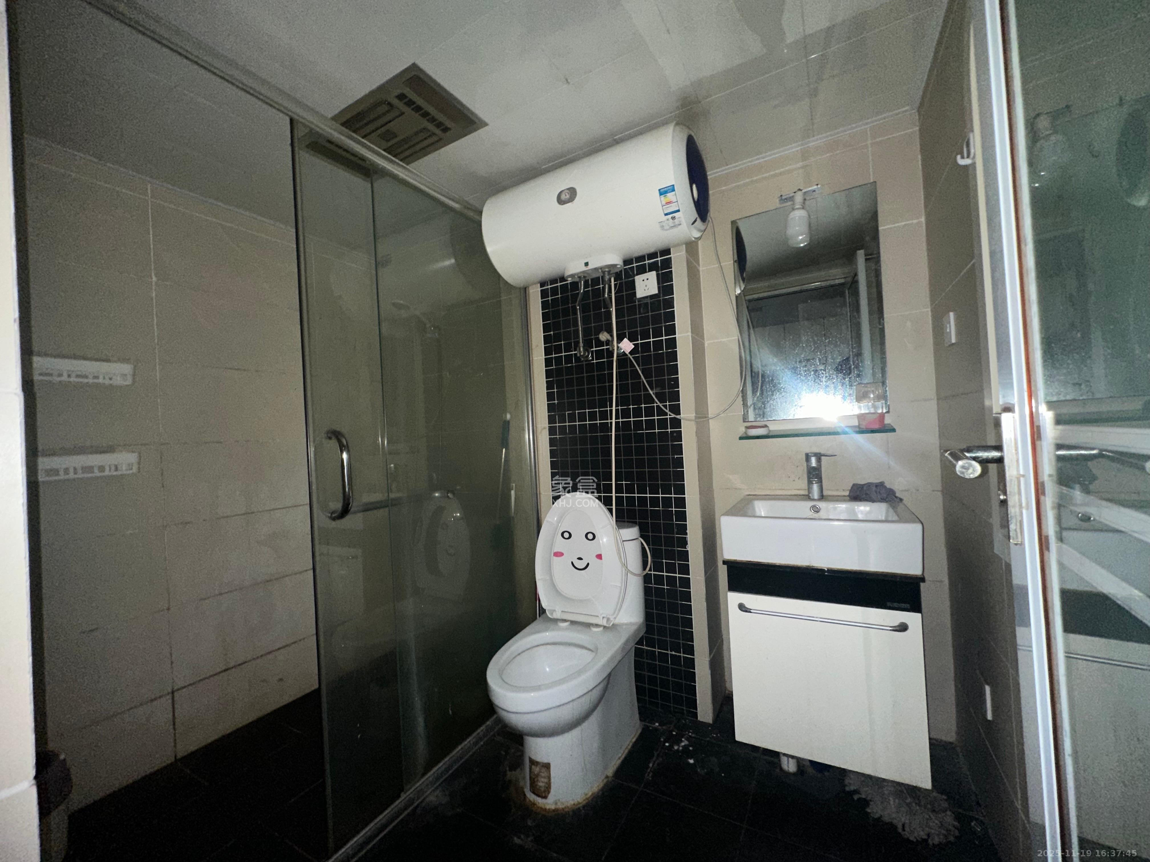 时代星城 1室1厅1卫 1000.0元/月 时代星城 1室1厅1卫 1000.0元/月室内图