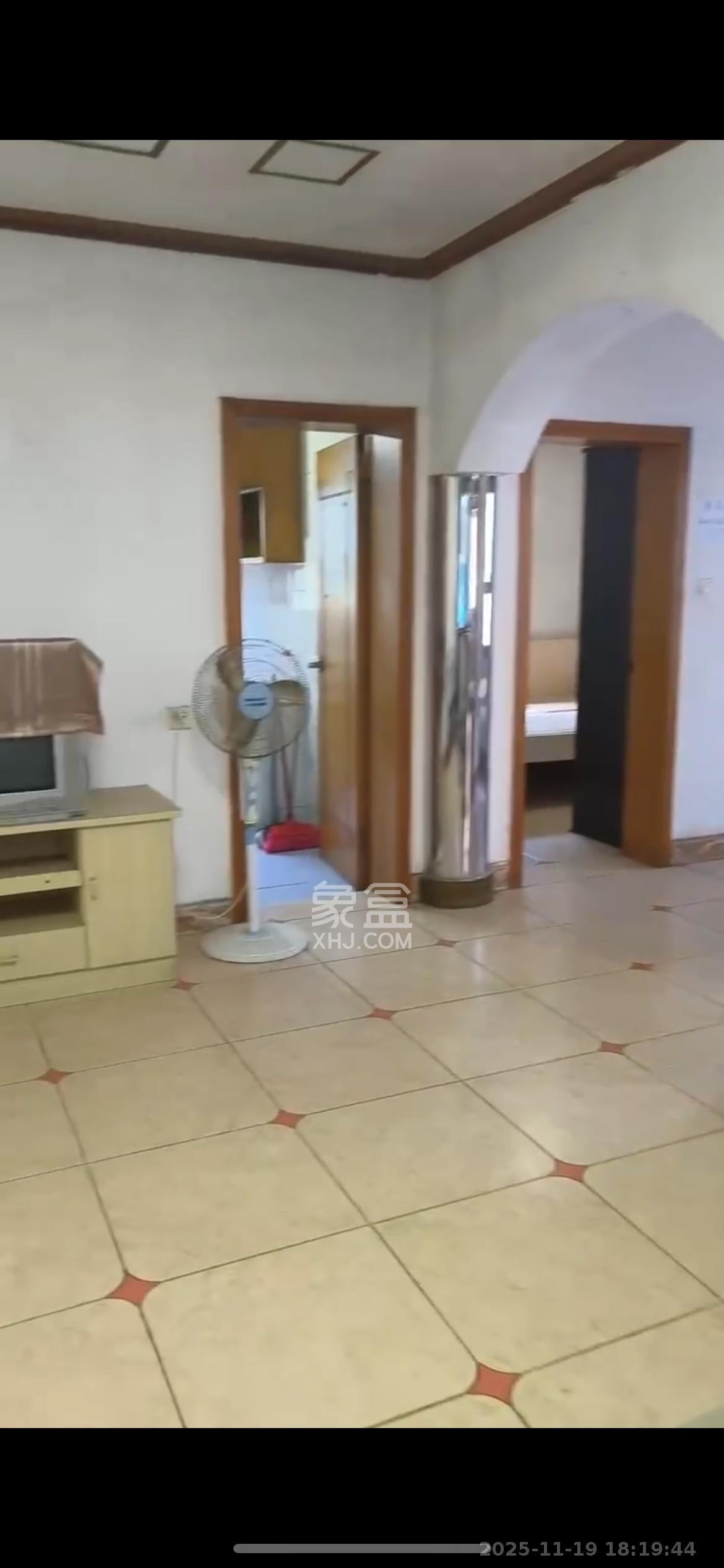 书苑花园(书院花园) 2室1厅1卫 1300.0元/月 书苑花园(书院花园) 2室1厅1卫 1300.0元/月室内图